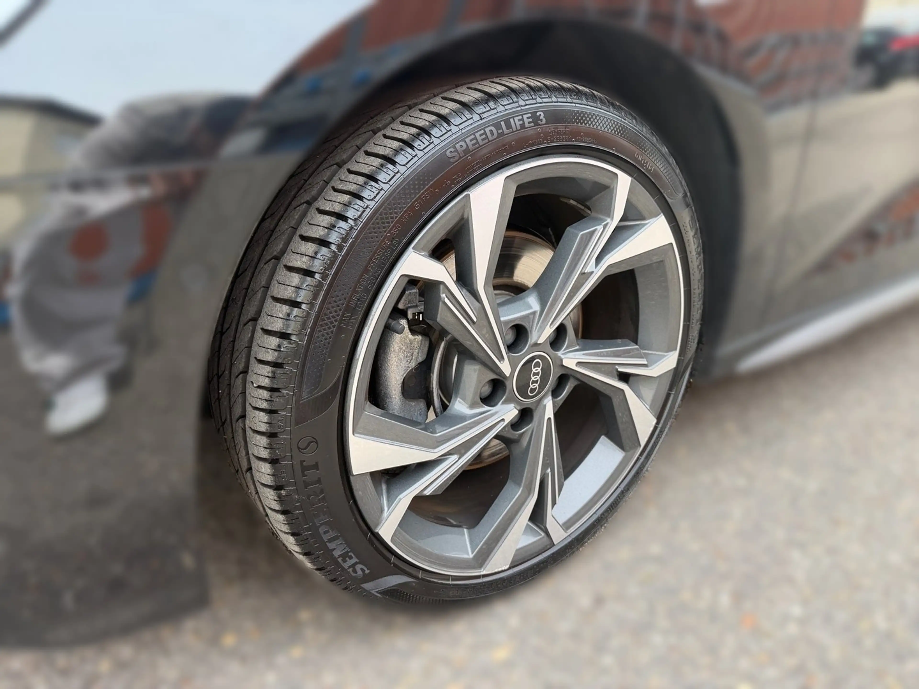 Audi A3 40 TDI quattro S line ext — photo 8