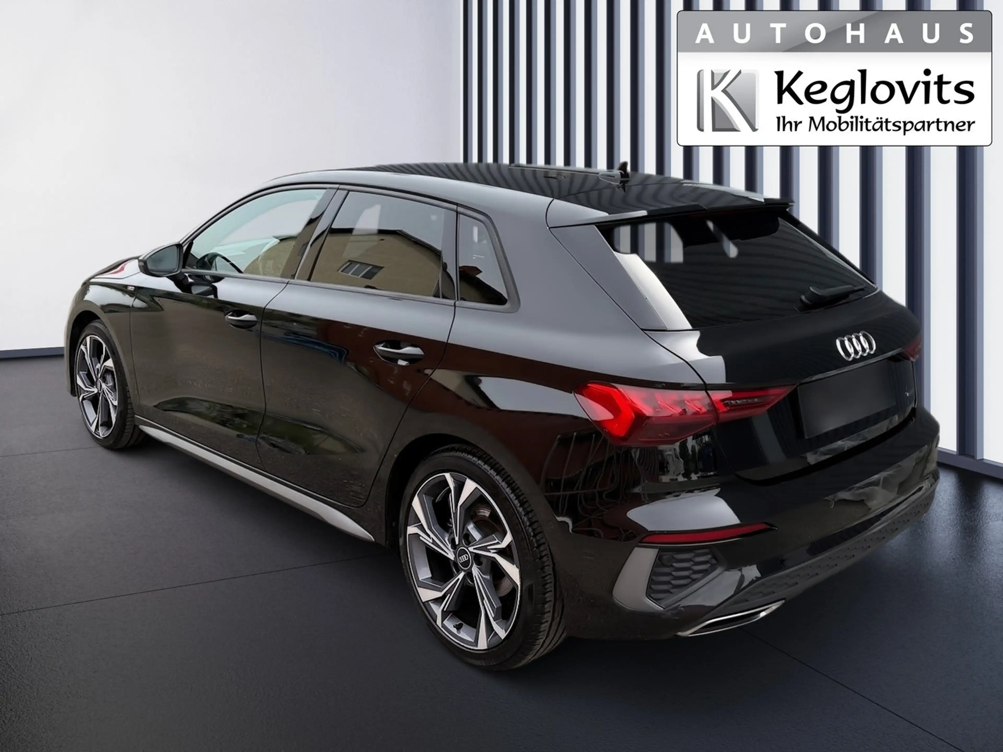 Audi A3 40 TDI quattro S line ext — photo 3