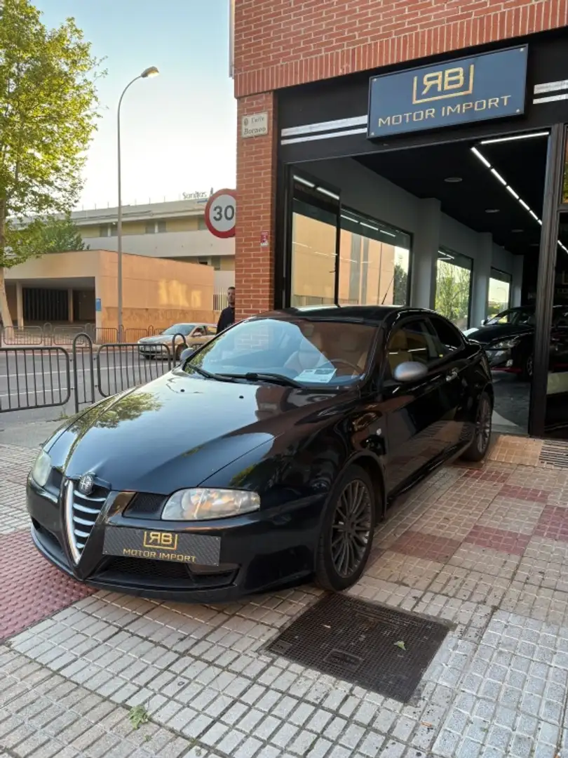 Alfa Romeo GT 1.9JTD Progression Zwart - 1