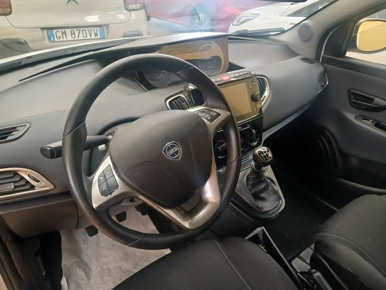 Lancia Ypsilon 2022 — фото 7