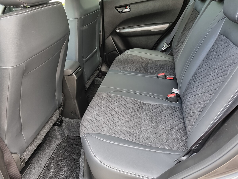Suzuki Vitara 1,4 Hybrid ALLGRIP flash — photo 7