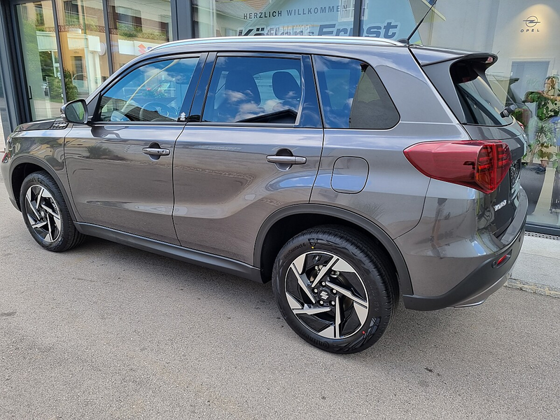 Suzuki Vitara 1,4 Hybrid ALLGRIP flash