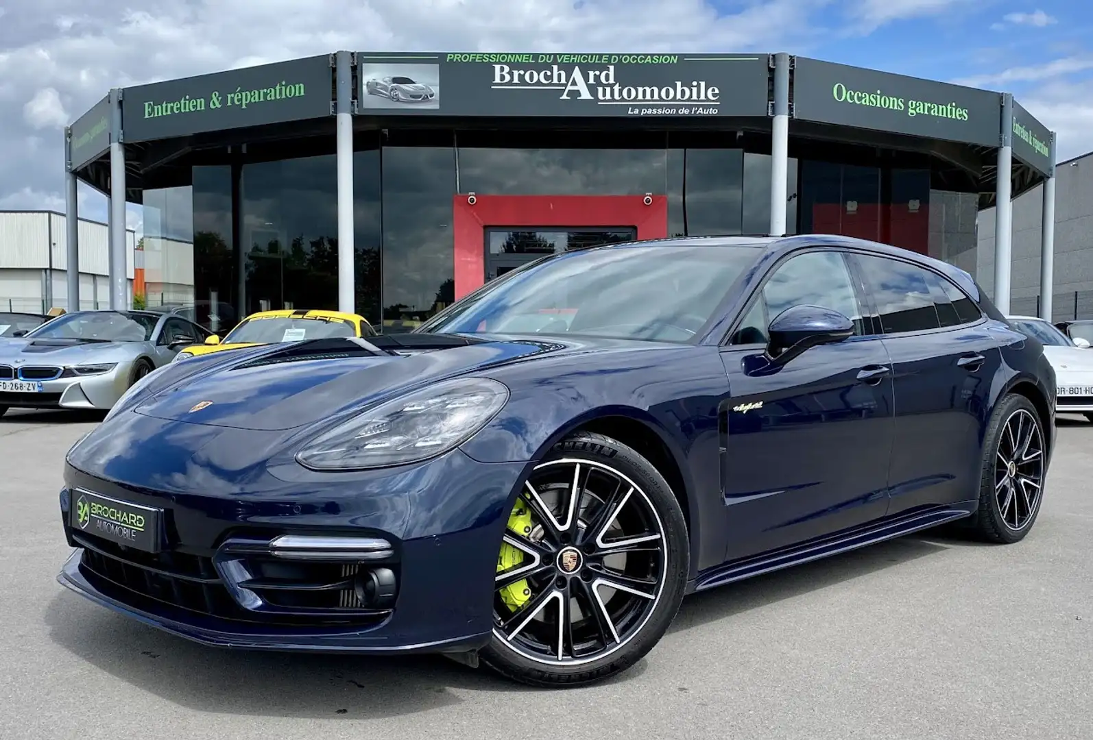Porsche Panamera 4 E-Hybrid Sport Turismo / V6 3.0l 462 CH PDK 8 / Bleu - 1