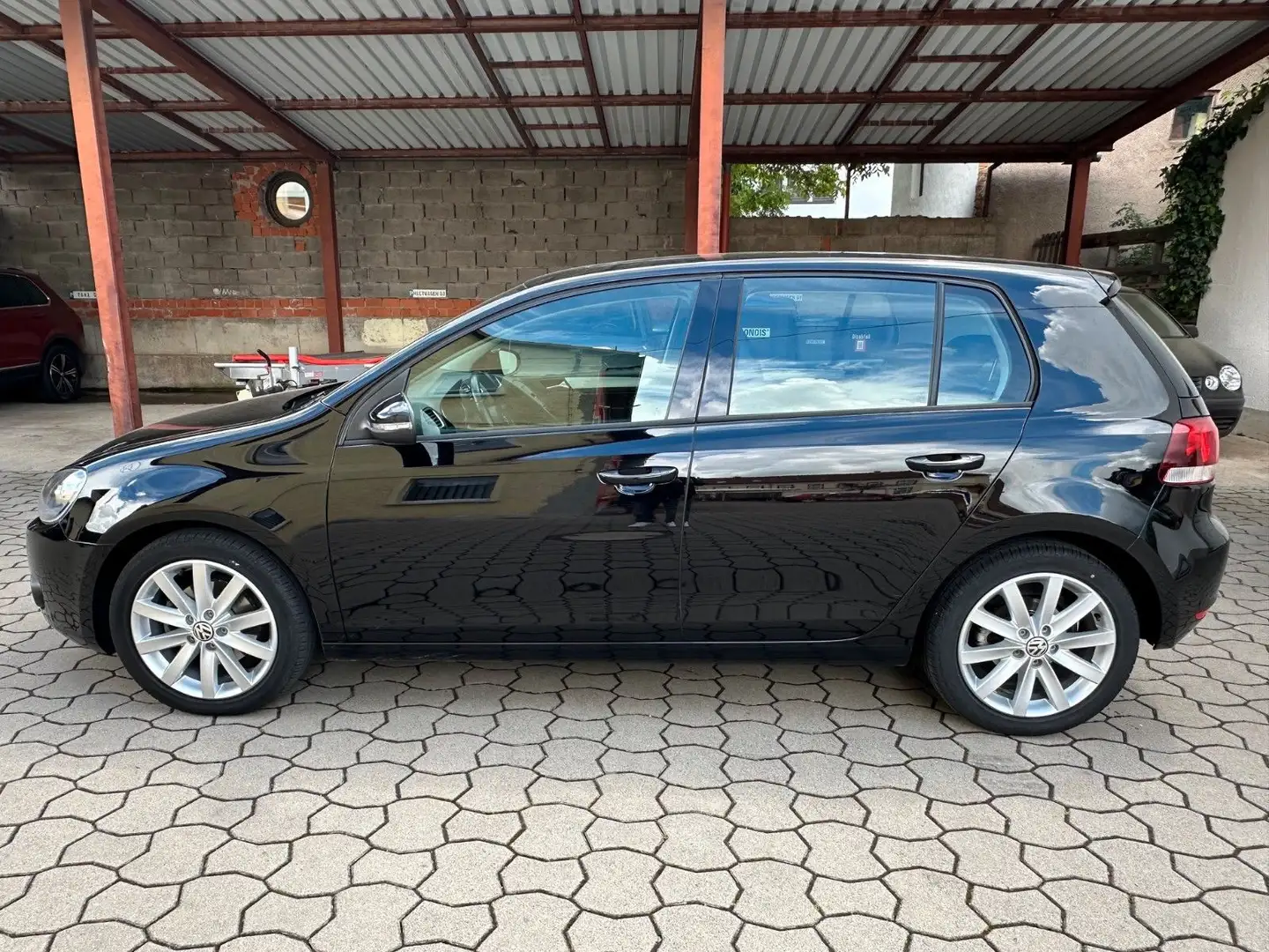 Volkswagen Golf VI Highline **LEDER+SCHIEBEDACH+1.HAND** Schwarz - 2