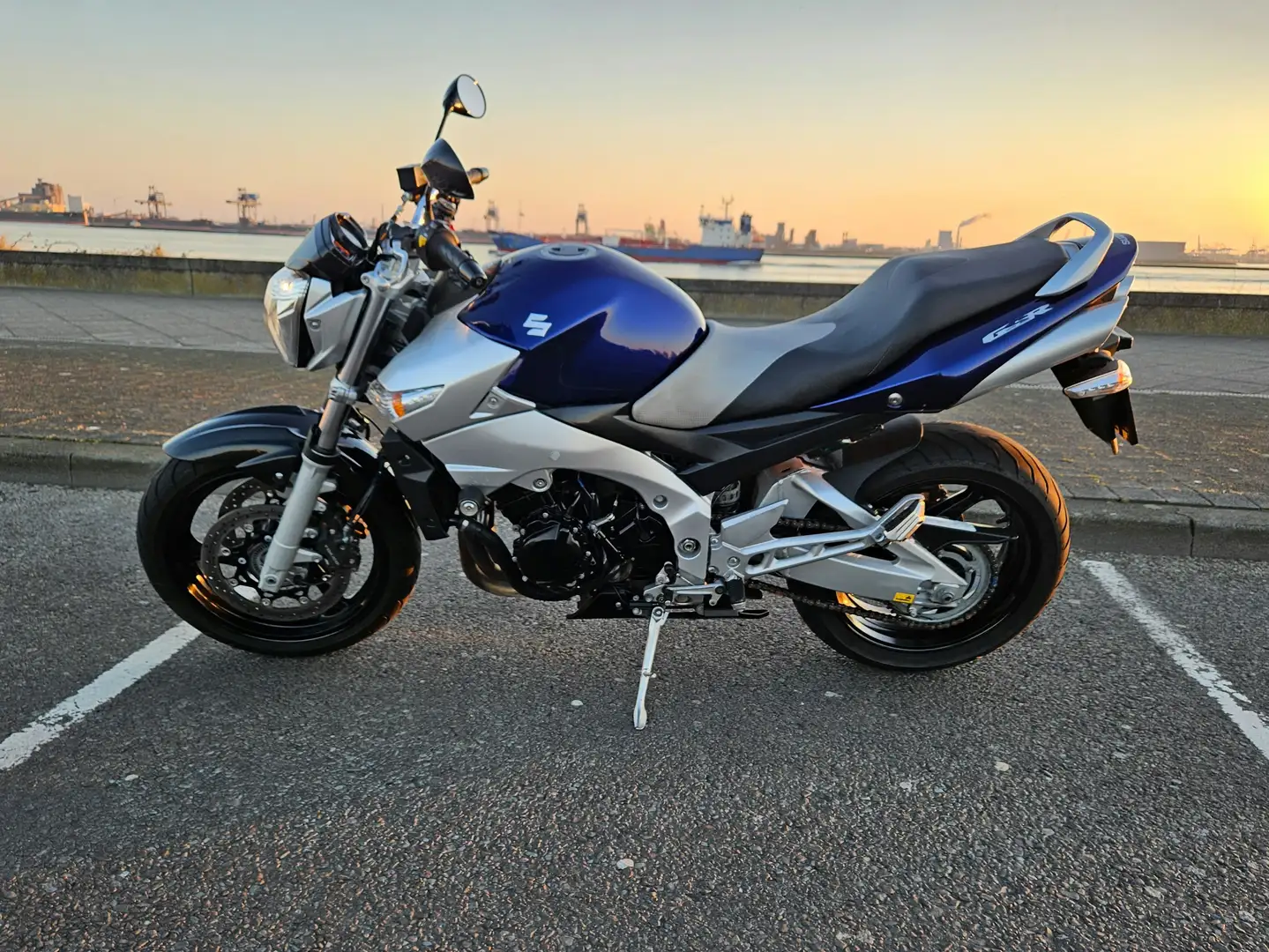 Suzuki GSR 600 ABS Azul - 1