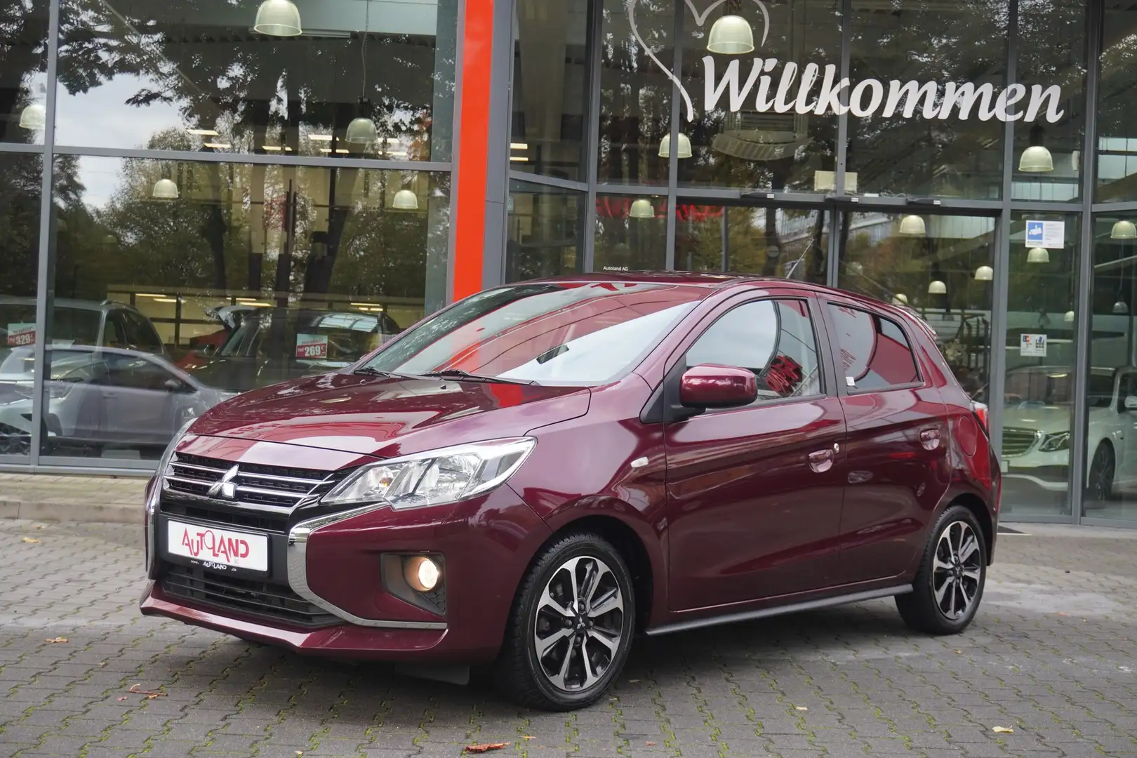 Mitsubishi Space Star 1.2 Intro Edition+ Navi Sitzheizung Rot - 2