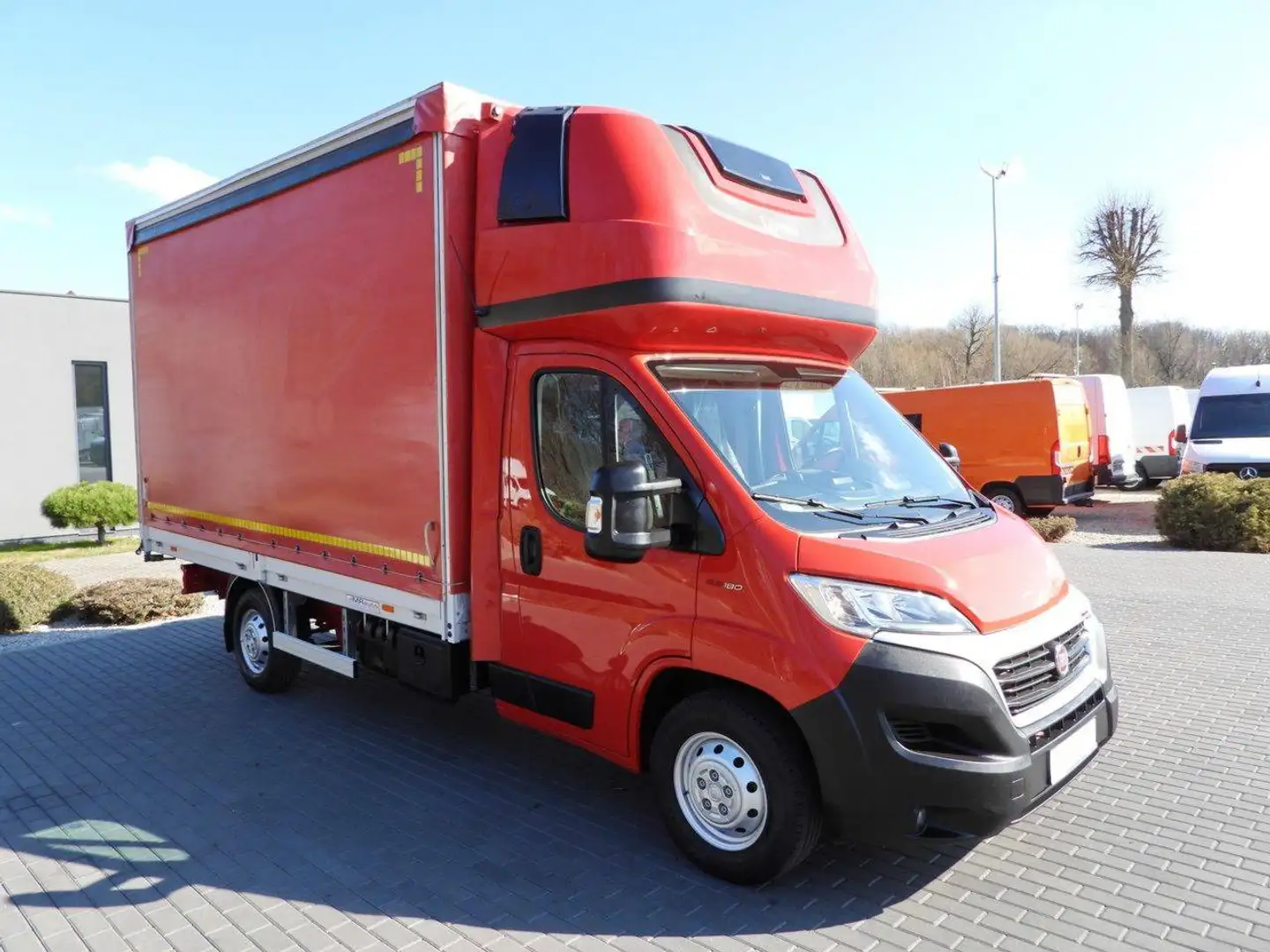 Fiat Ducato Ducato 2.2 180CV Rojo - 2