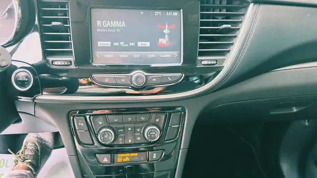 Opel Mokka X view 11
