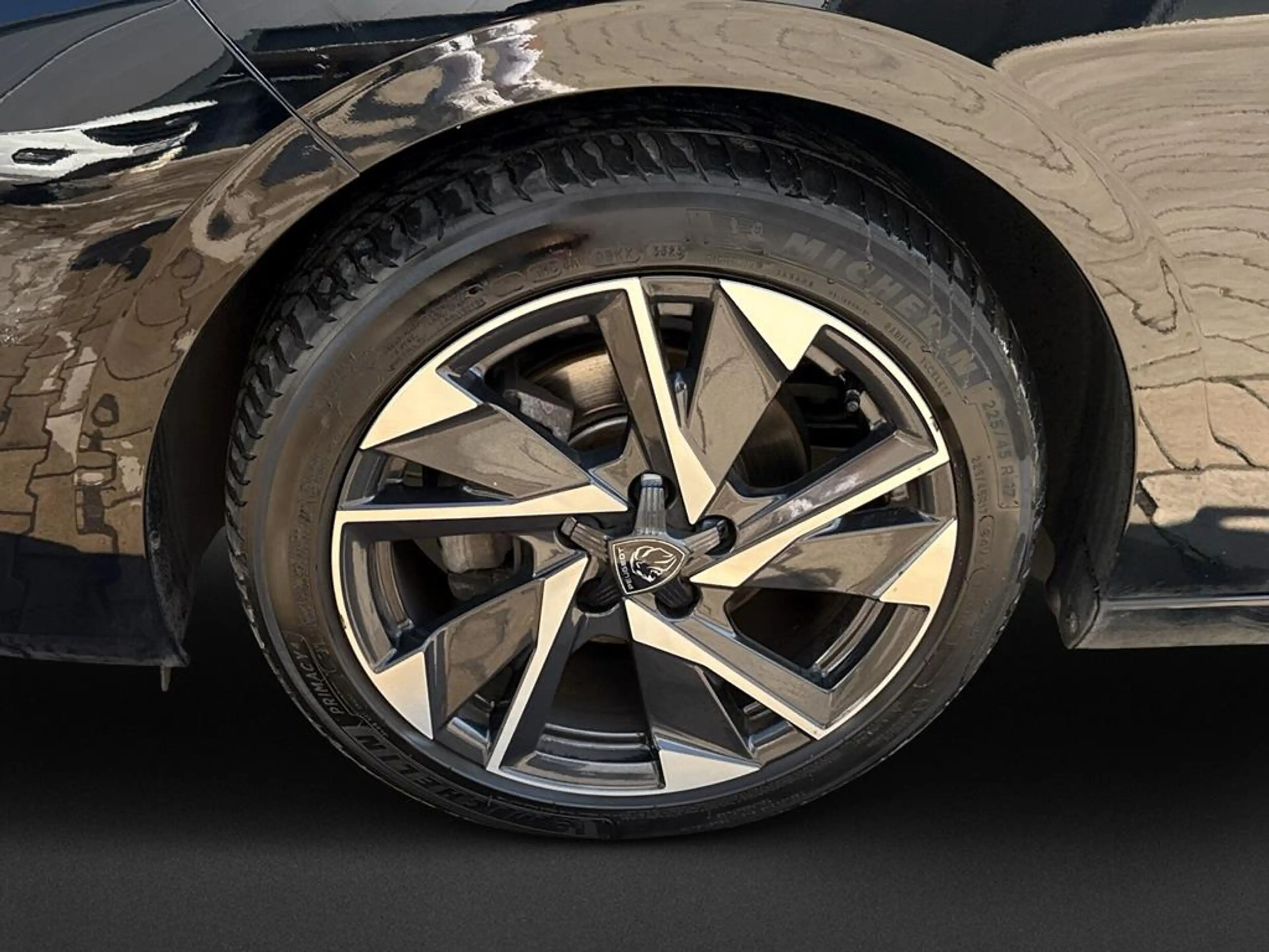 Peugeot 308 Allure Pack  PureTech 130 EAT8 — photo 8