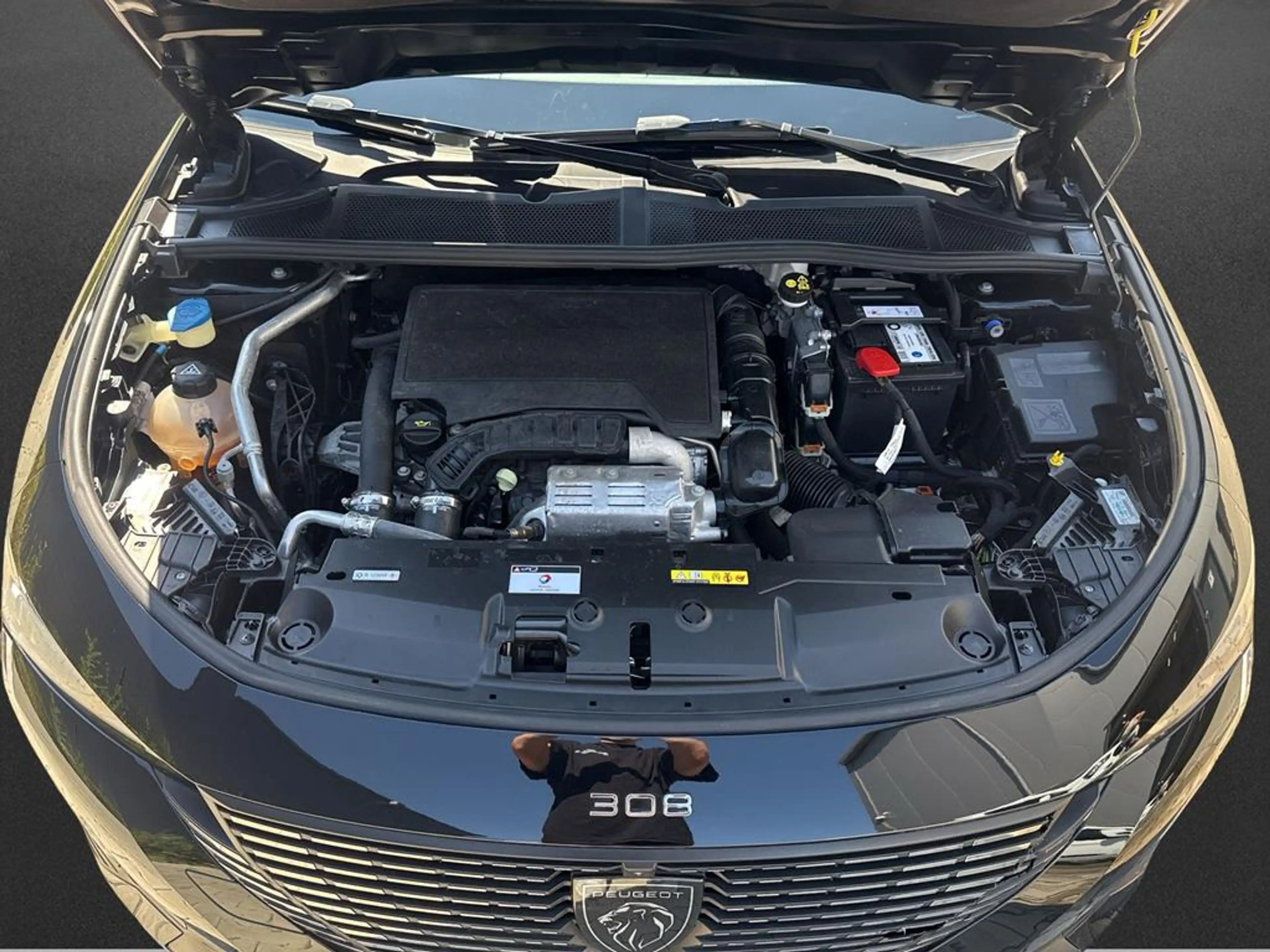 Peugeot 308 Allure Pack  PureTech 130 EAT8 — photo 5