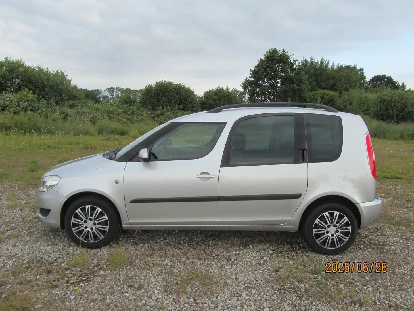 Skoda Roomster Style Plus Edition 85041 km Klima S-Hef Silber - 2
