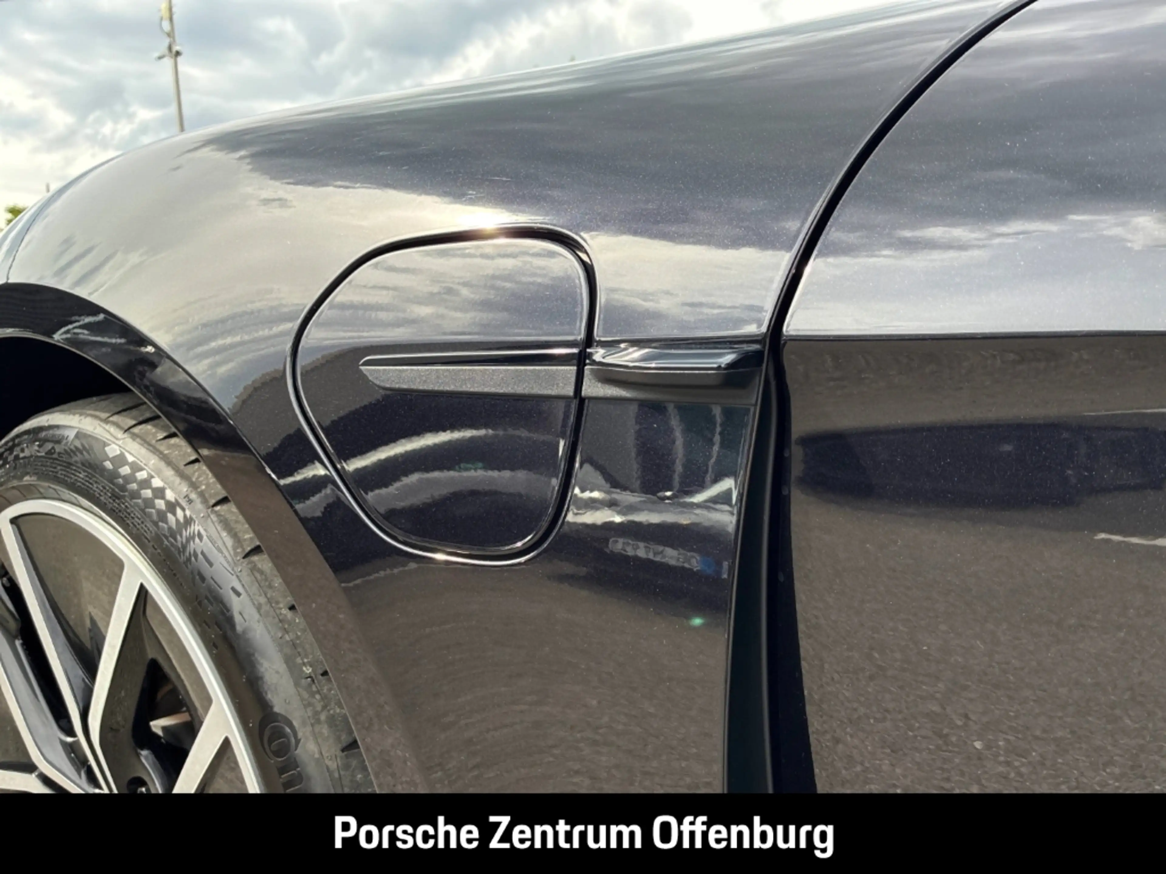 Porsche Taycan Sport Turismo ACC 360 Pano E-Sound Memory Bose Nav — photo 13