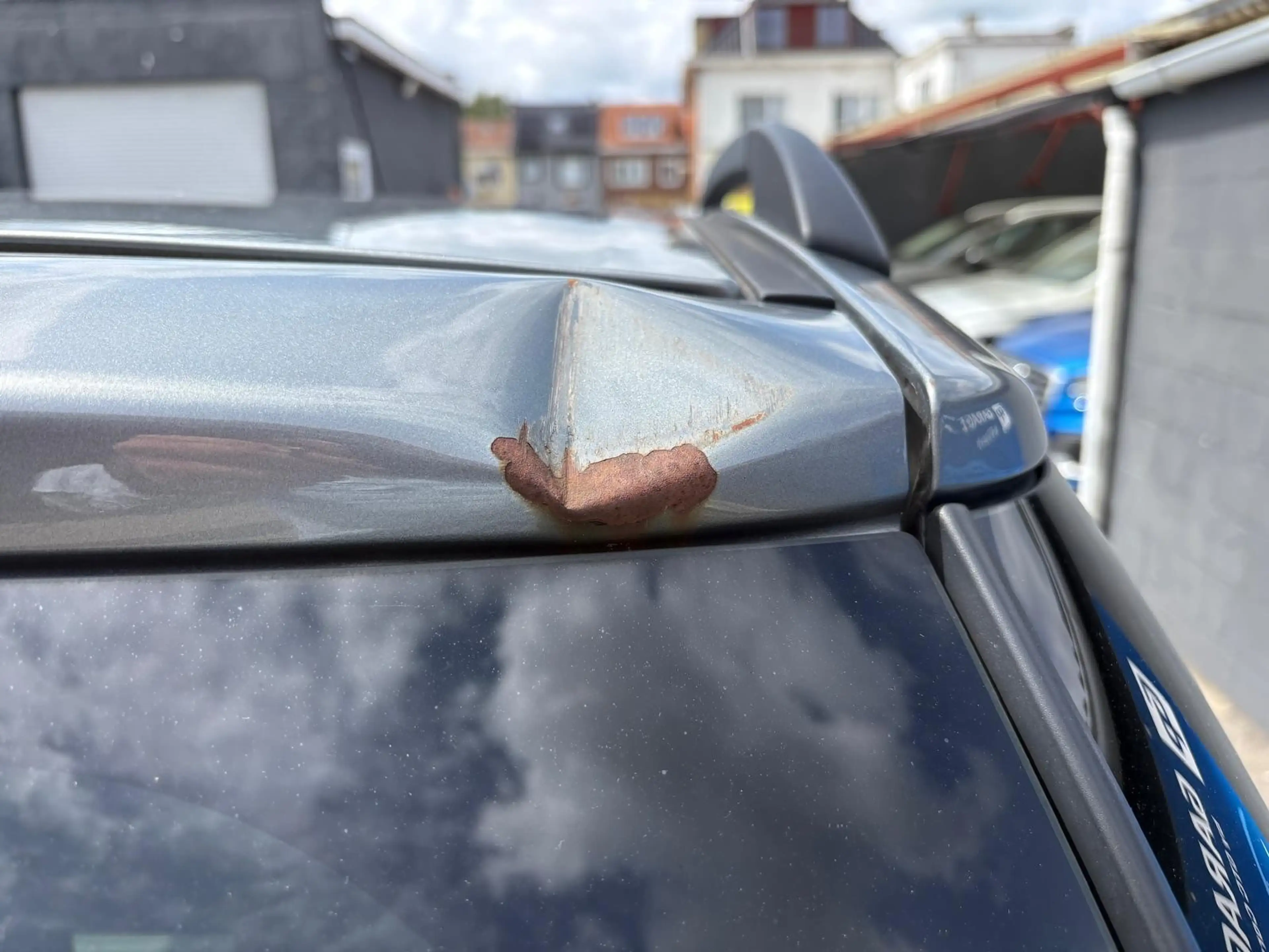 Suzuki SX4 1.5i GL Exterior — photo 12