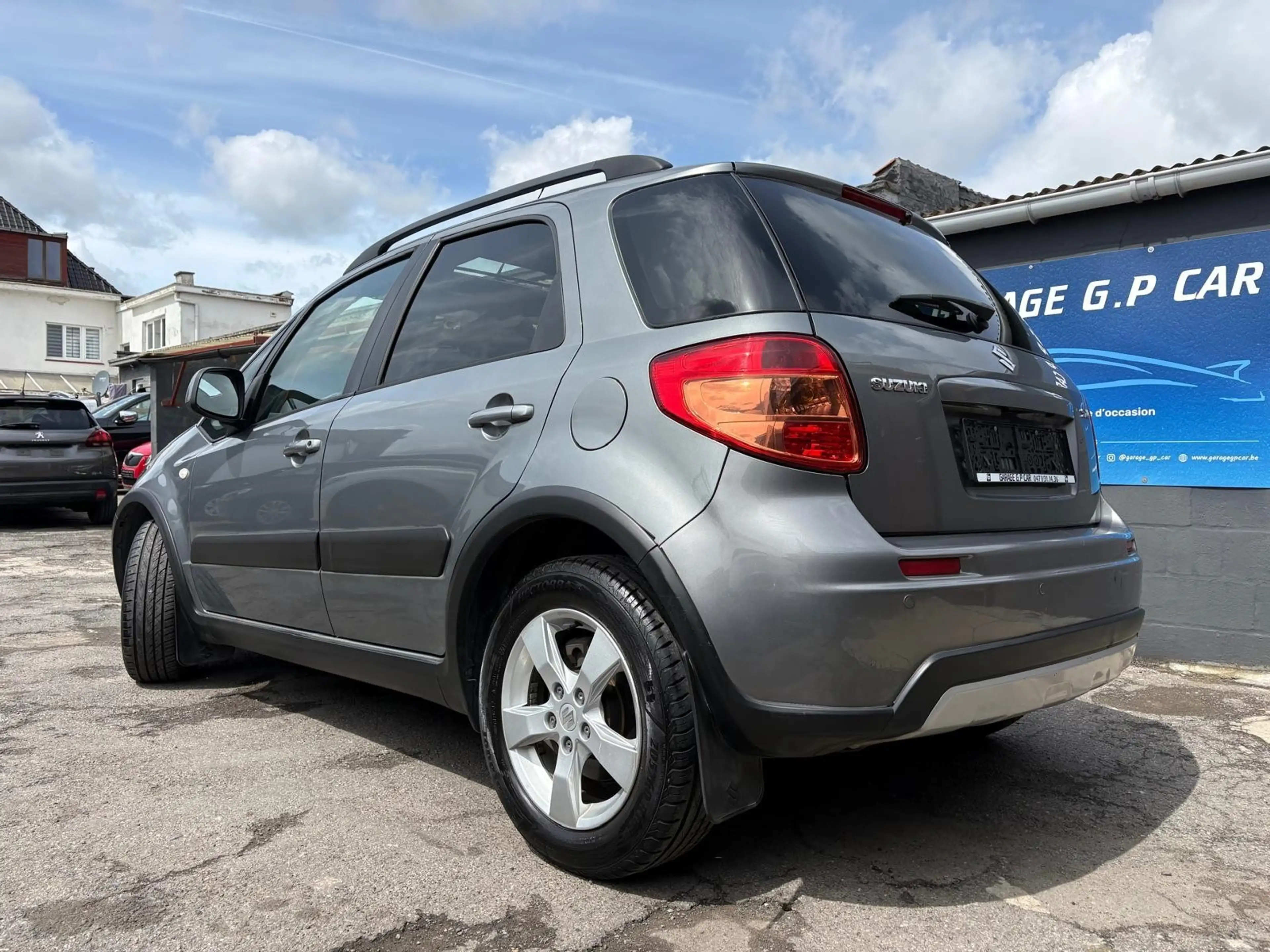 Suzuki SX4 1.5i GL Exterior — photo 6