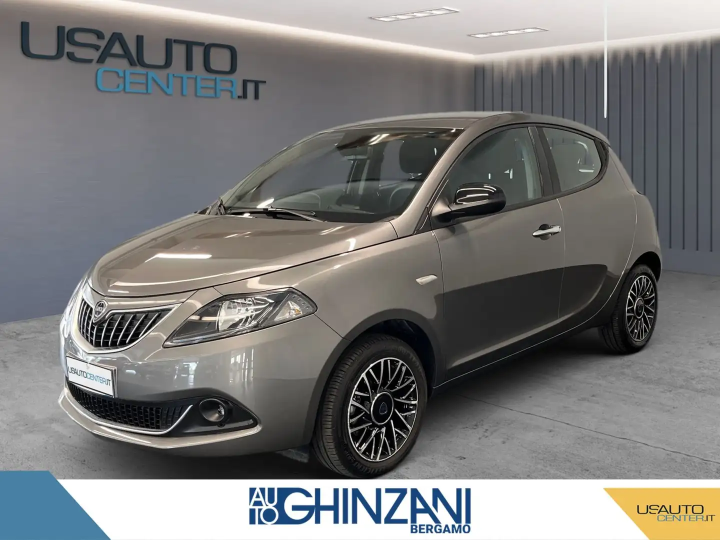 Lancia Ypsilon 1.0 FireFly 5 porte S&S Hybrid Platino - Km0 - 1