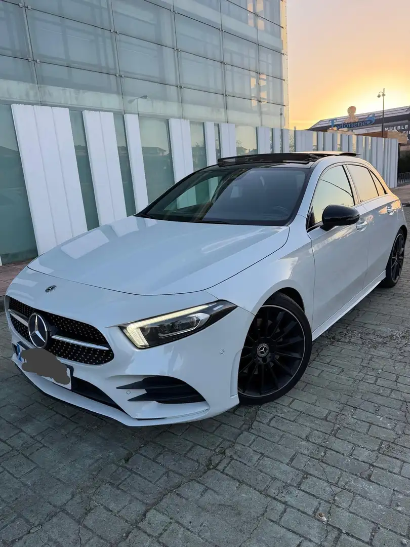 Mercedes-Benz A 220 Classe d 8G-DCT AMG Line - 1