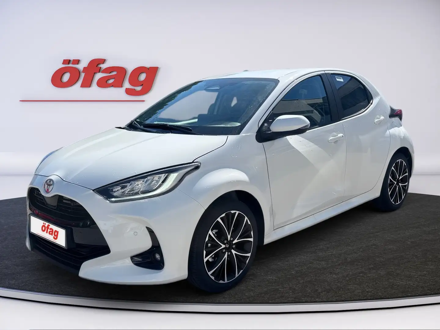 Toyota Yaris 1,5 HSD 116 TEAMPLAYER Weiß - 2