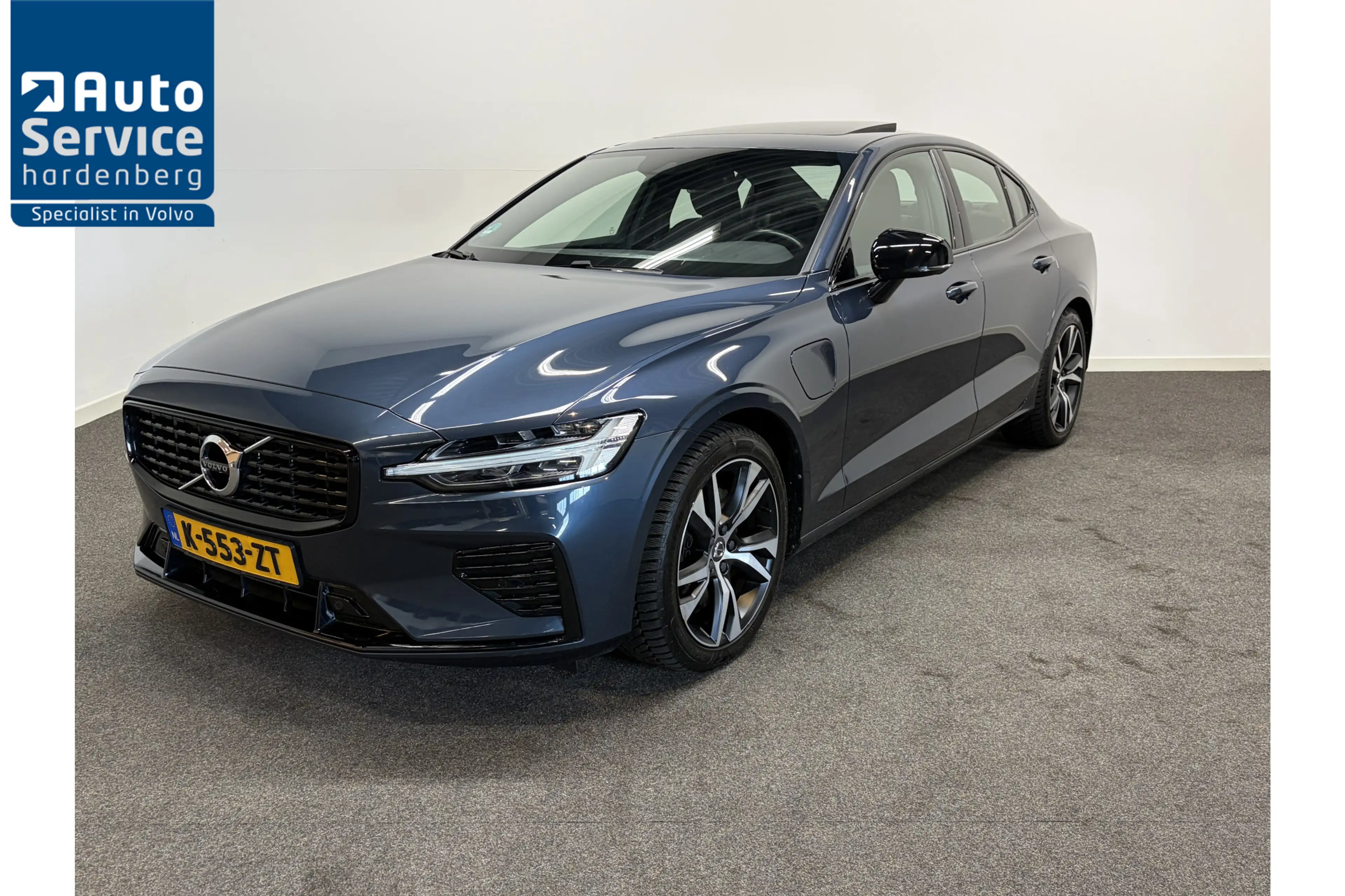 Volvo S60 2.0 Recharge T6 PHEV AWD R-Design Pano/ Adapt. Cru