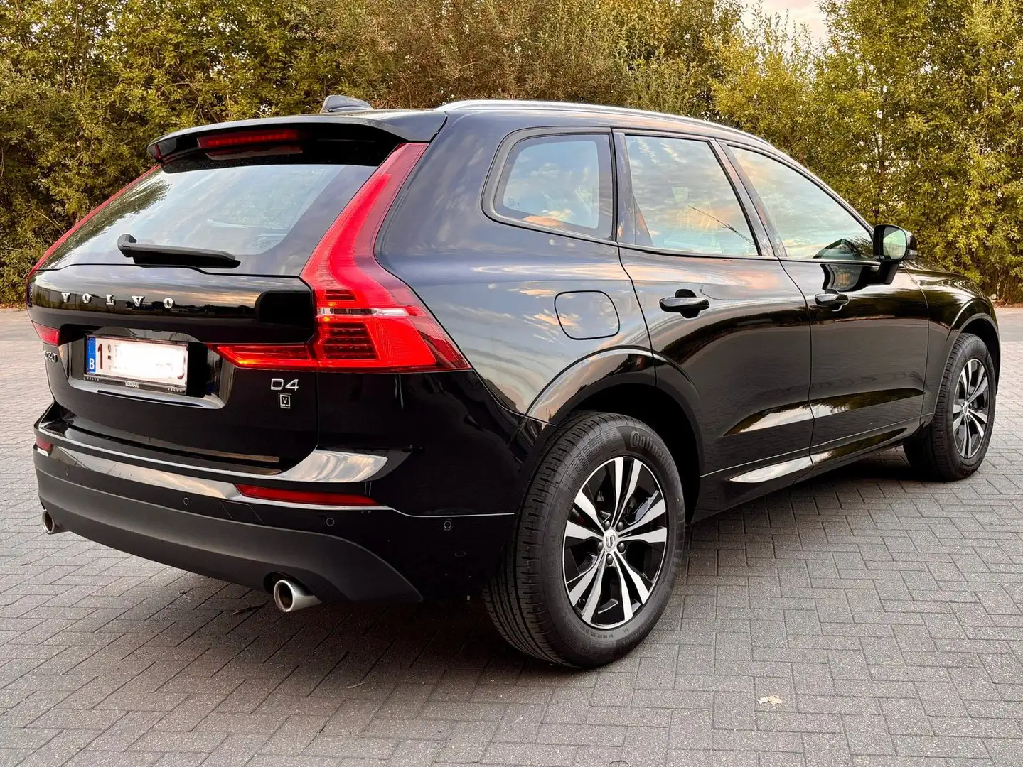 Volvo XC60 XC60 D4 Geartronic Momentum Noir - 2