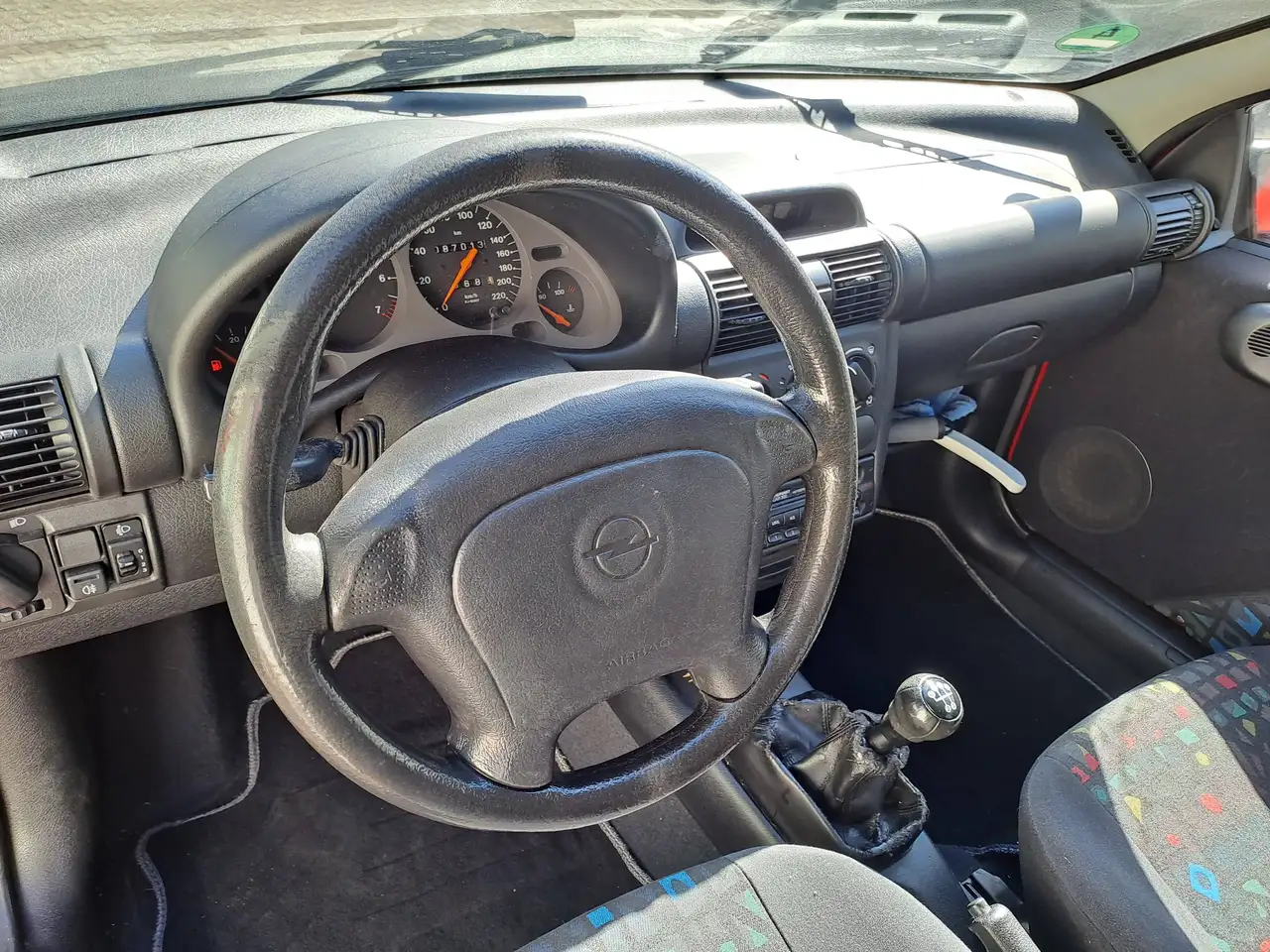 Opel Tigra 1.4i 16V Color Line Arden, foto 5