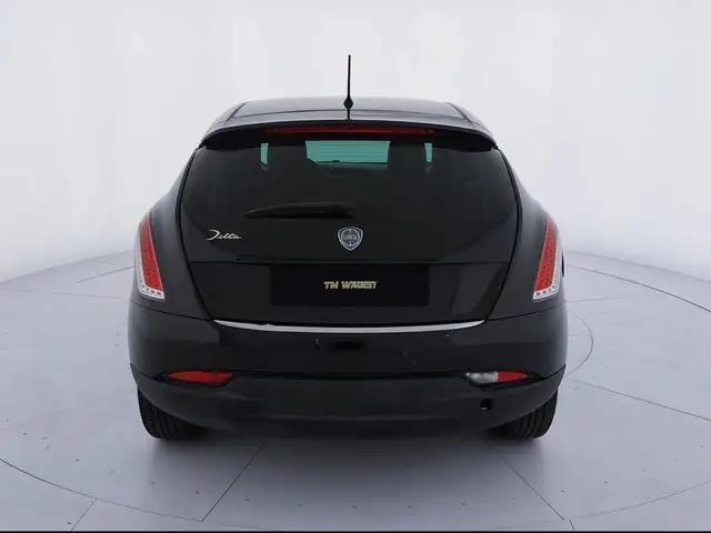 Lancia Delta view 6