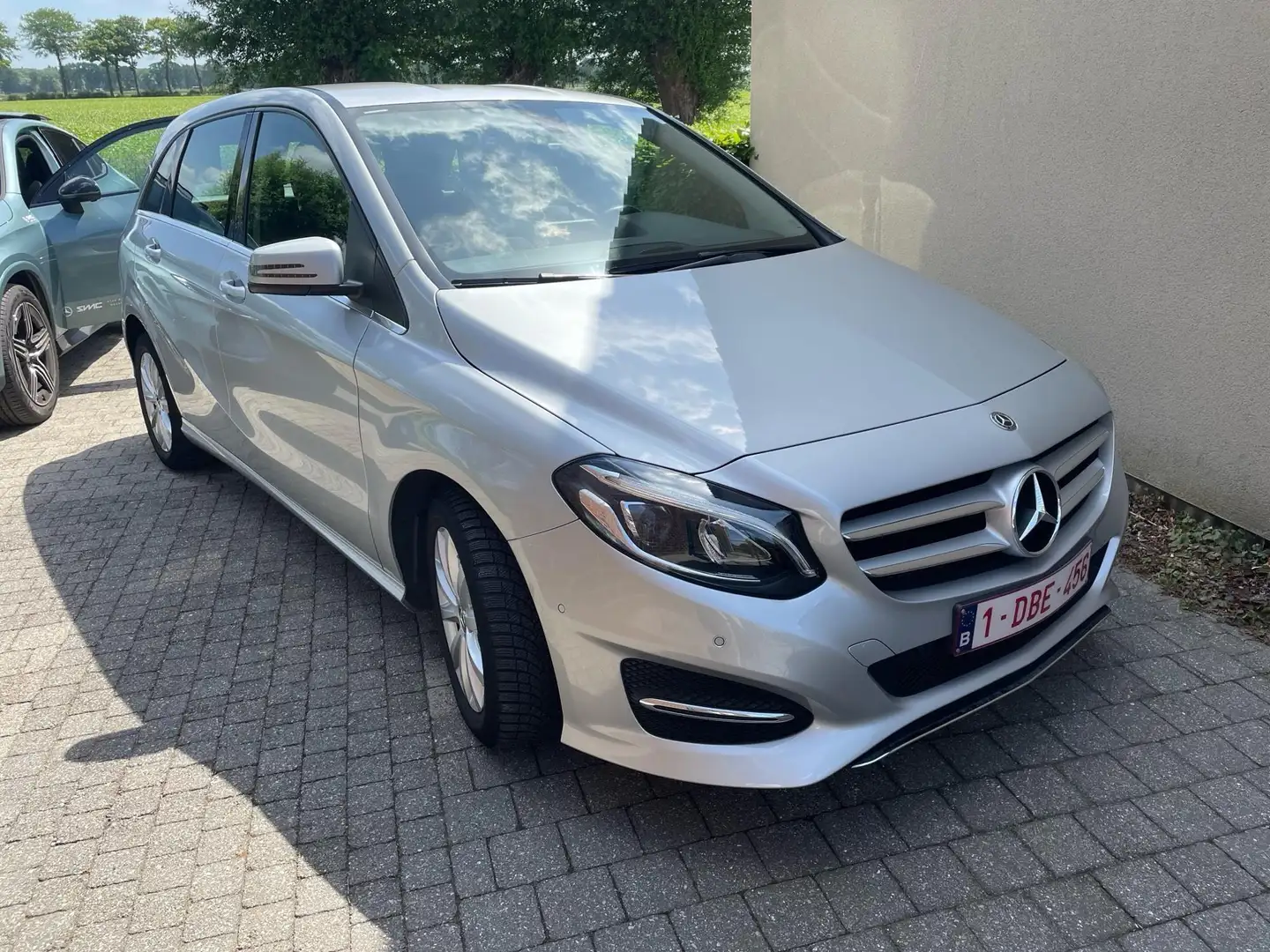 Mercedes-Benz B 180 B Business Solution Auto - 1