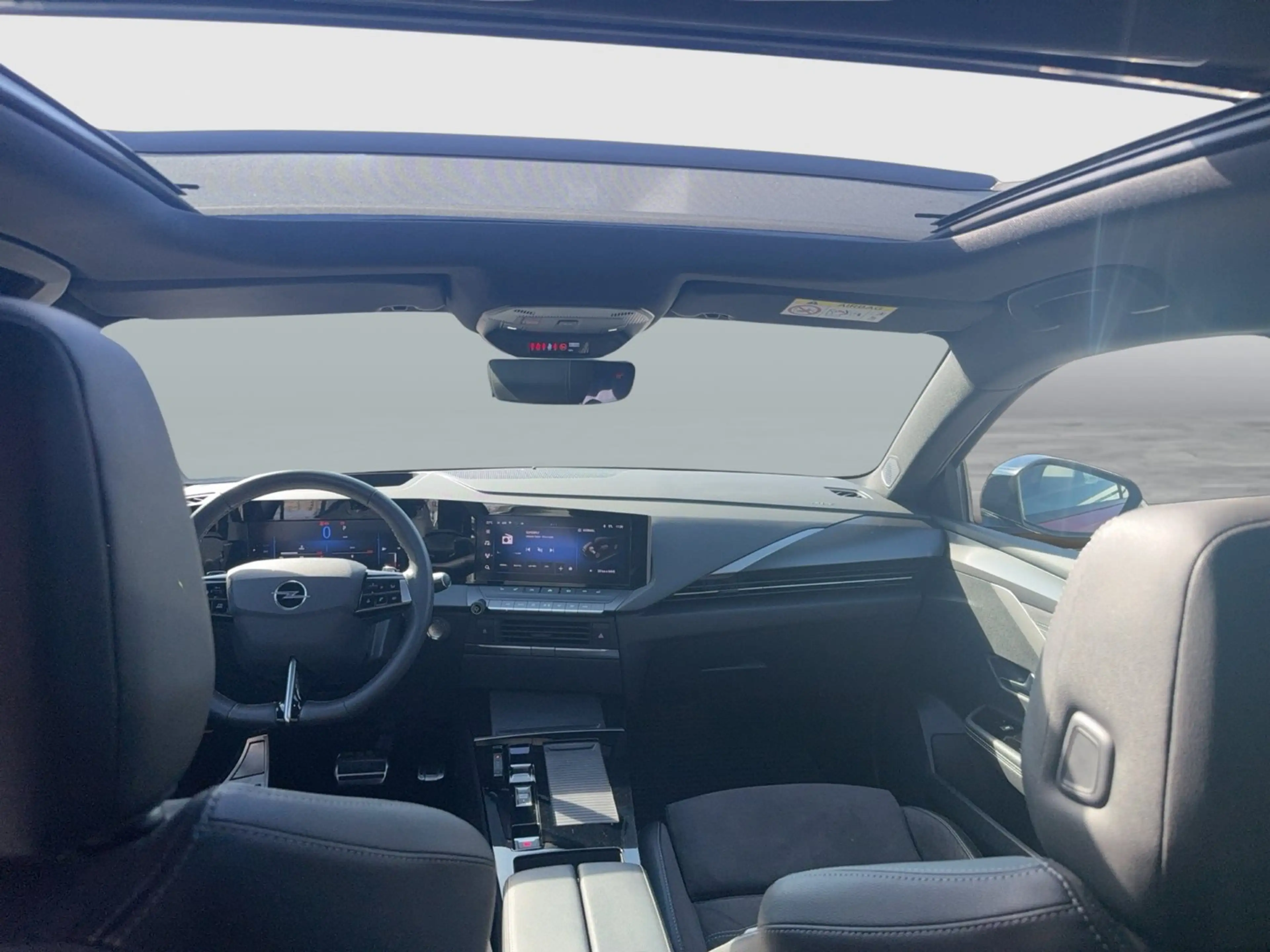 Opel Astra 1,6 Turbo PHEV GS Line Aut. — photo 10