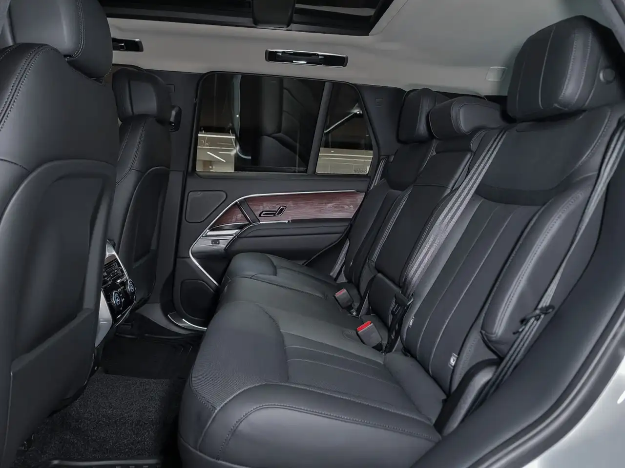 Land Rover Range Rover снимка Land Rover Range Rover