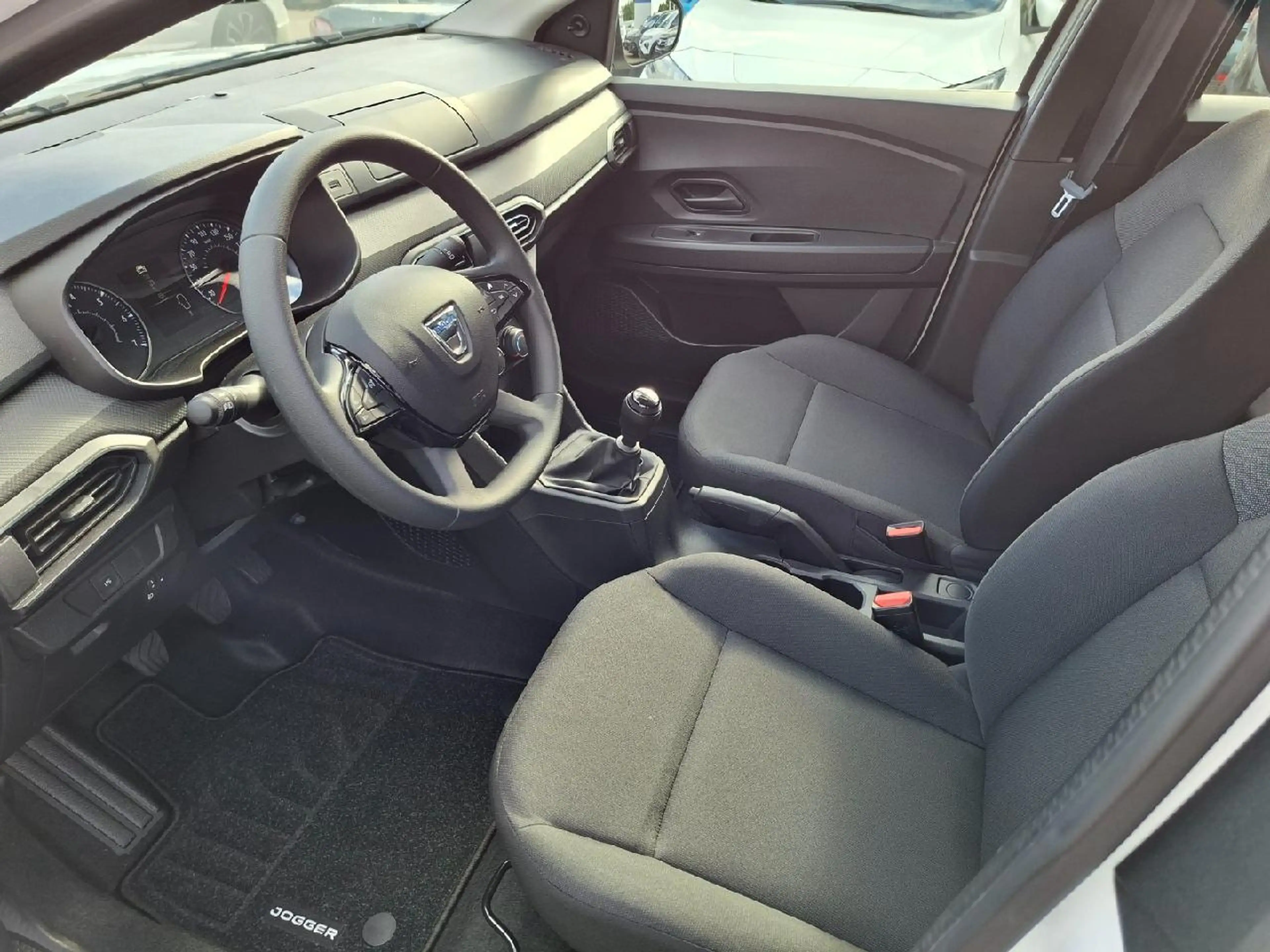 Dacia Jogger Essential*Klima*LED*DAB*USB — photo 6
