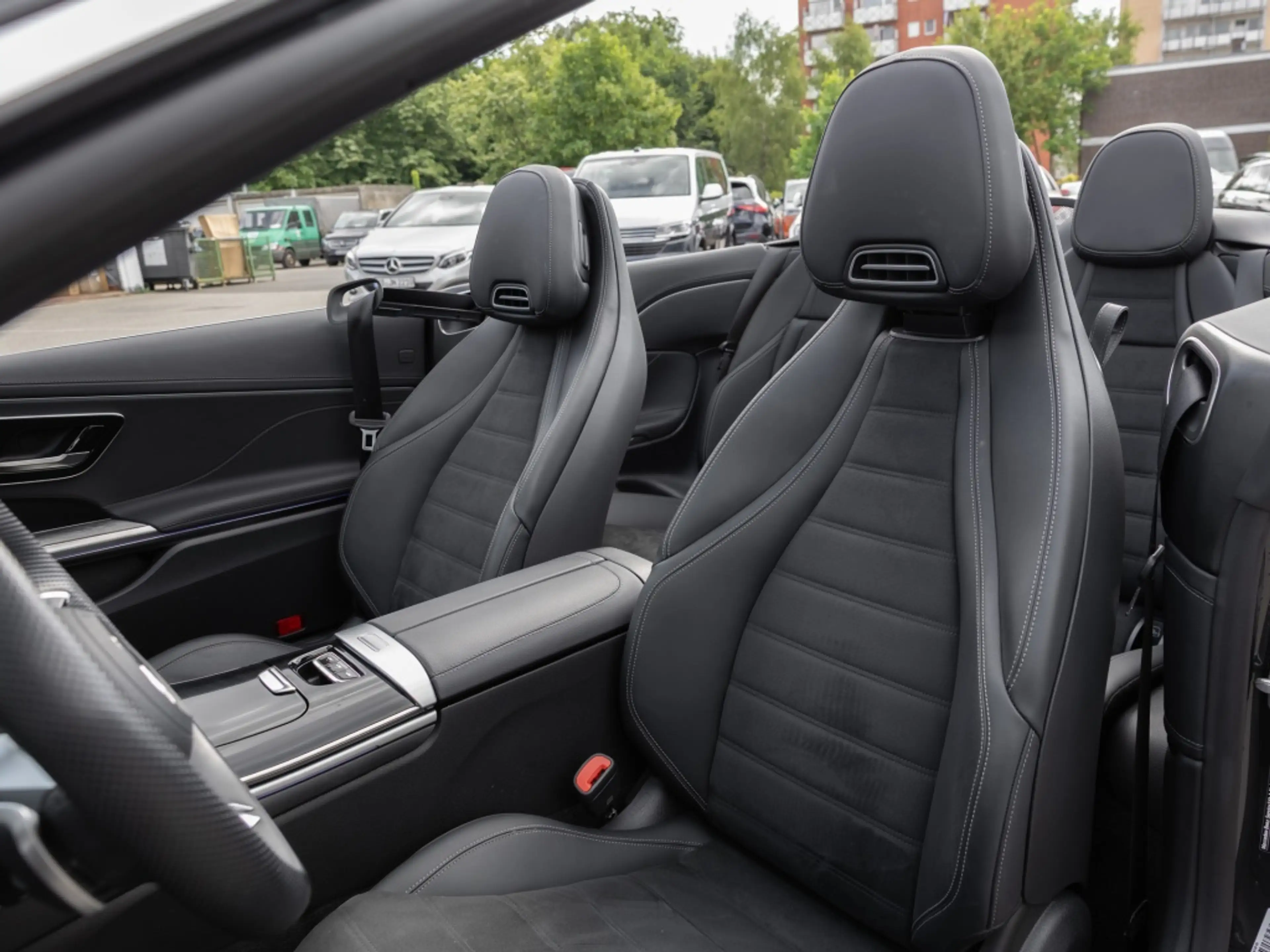Mercedes-Benz CLE 200 Cabrio , AMG MEMO KAMERA SPUR PDC SHZ — photo 10