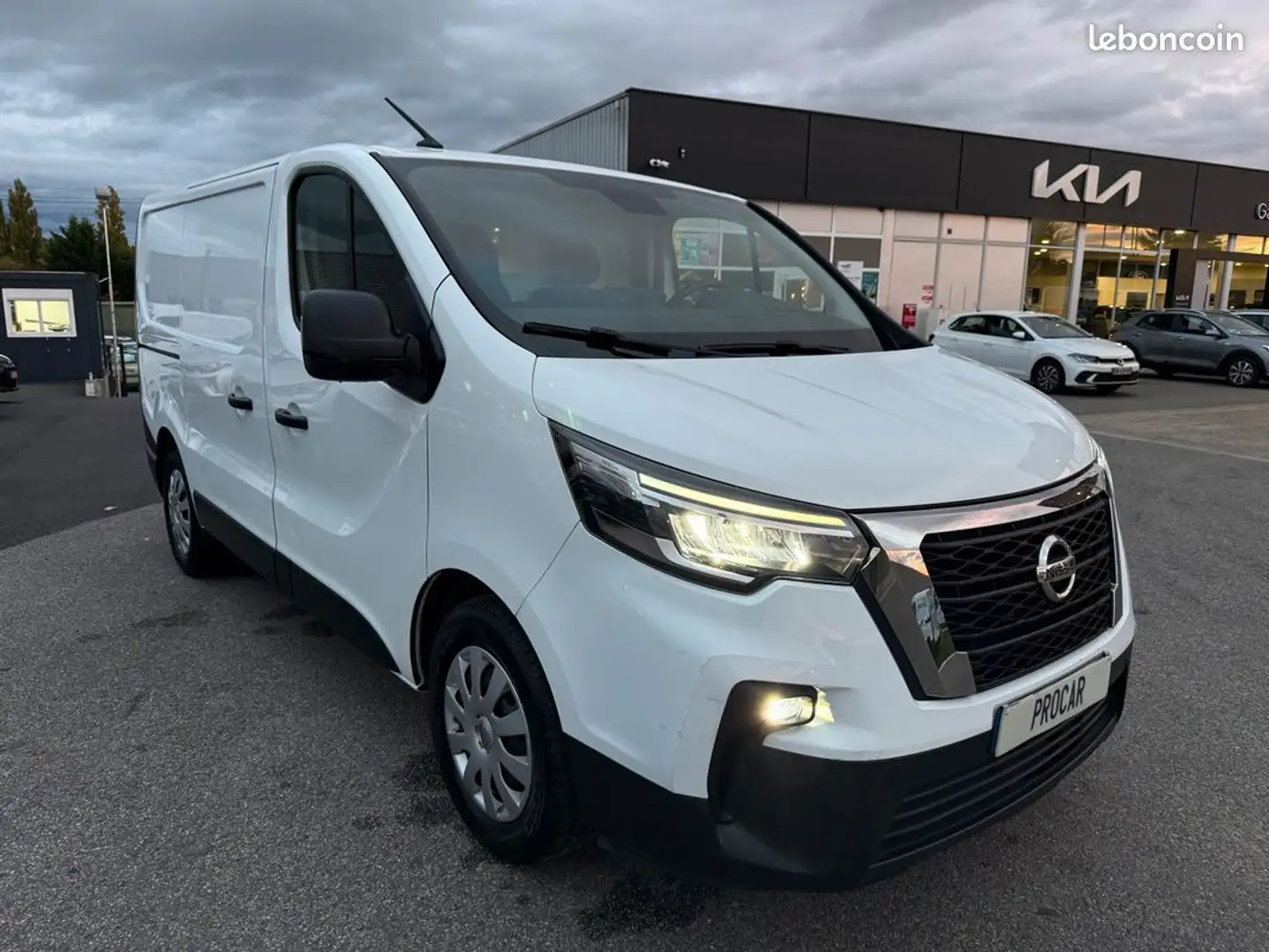 Nissan Primastar N-Connecta 2.8t L1H1 2.0 dCi 150 DCT6 TVA 1ère MAIN Blanco - 2