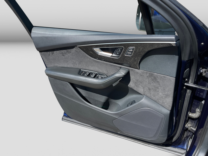 Audi SQ7 4.0 TDI tiptronic quattro Navi LED Pano Cam — photo 14