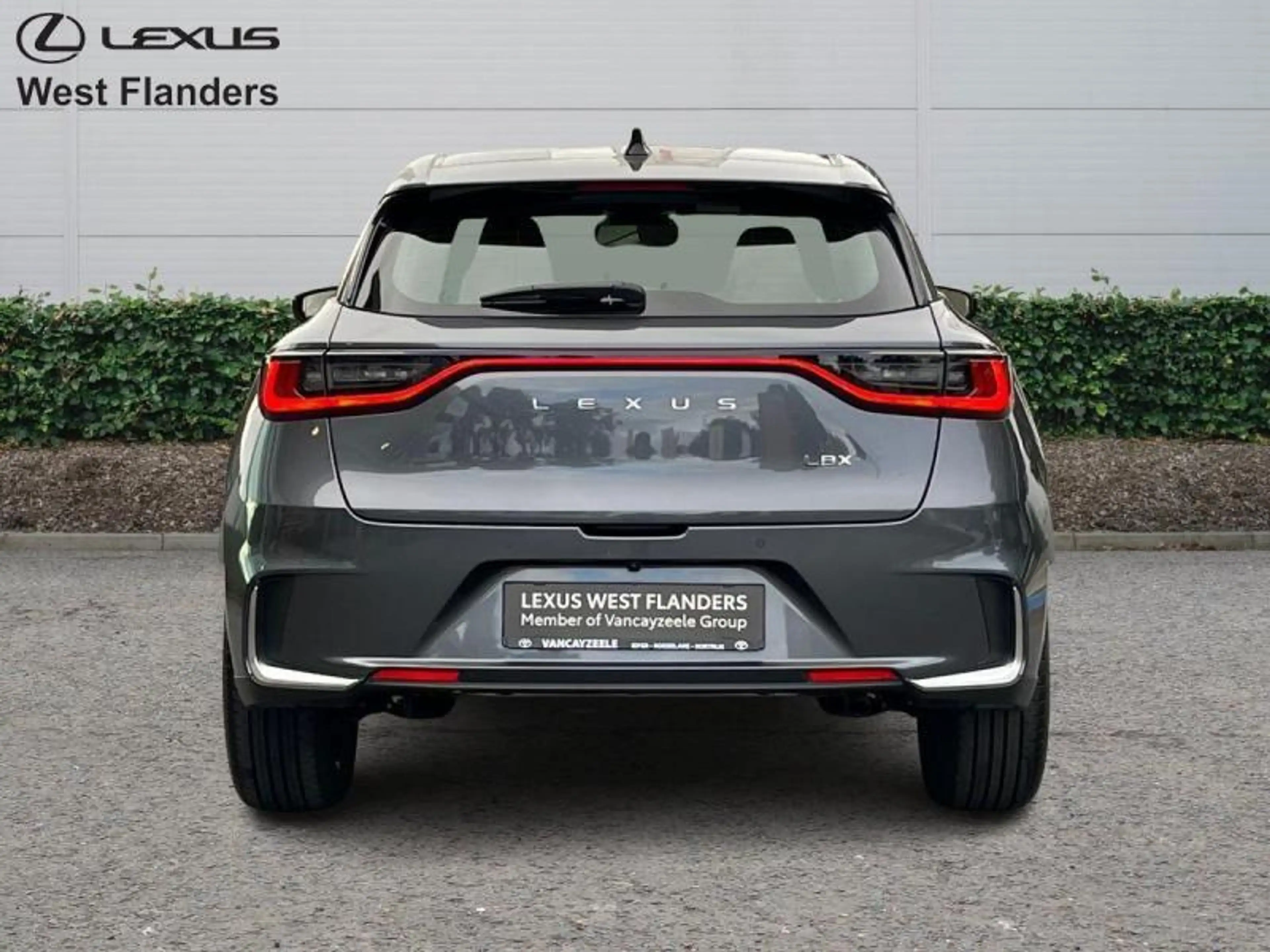 Lexus LBX Elegant+cam+sens V+A — photo 6