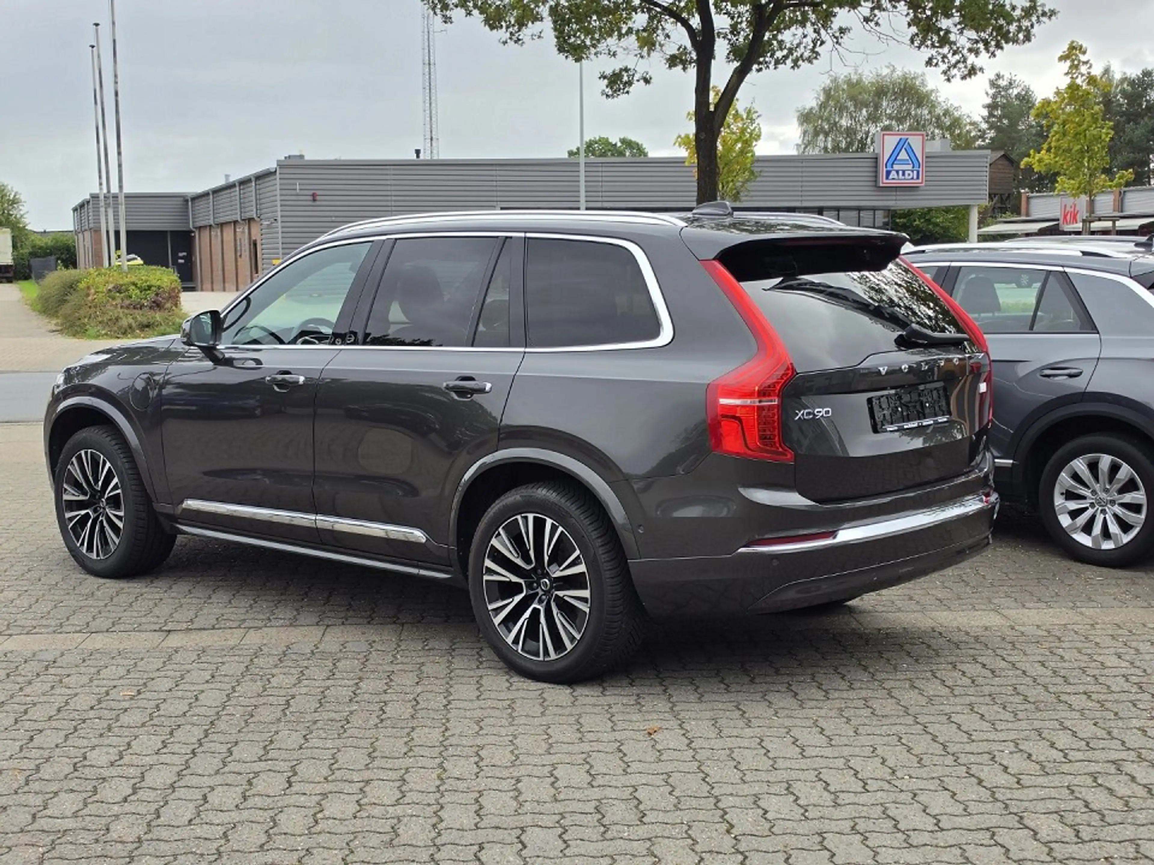 Volvo XC90 T8 Plug-In Hybrid (455 PS) AWD|AT8|Ultimate|AHK — photo 2