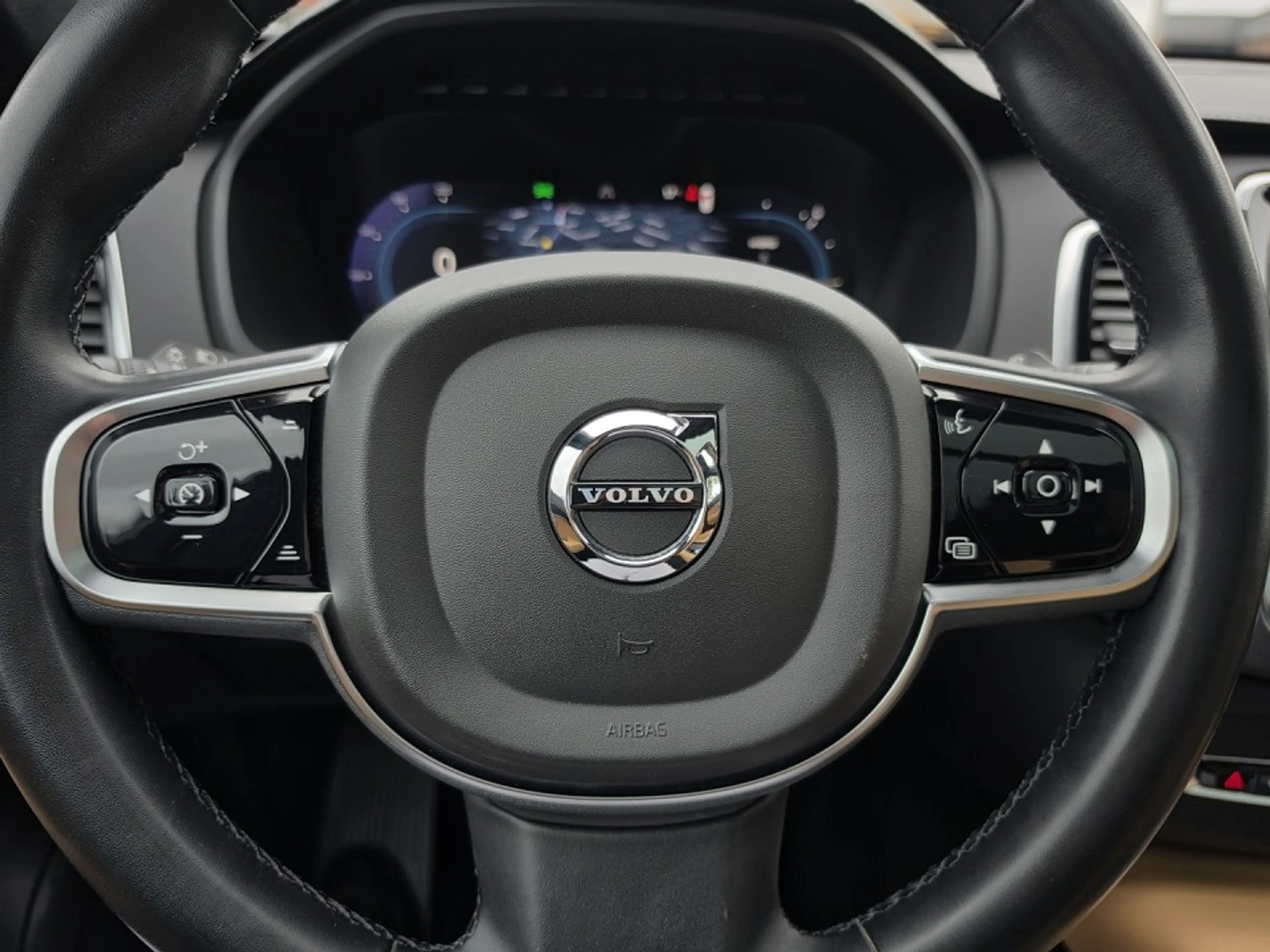Volvo XC90 T8 Plug-In Hybrid (455 PS) AWD|AT8|Ultimate|AHK — photo 8