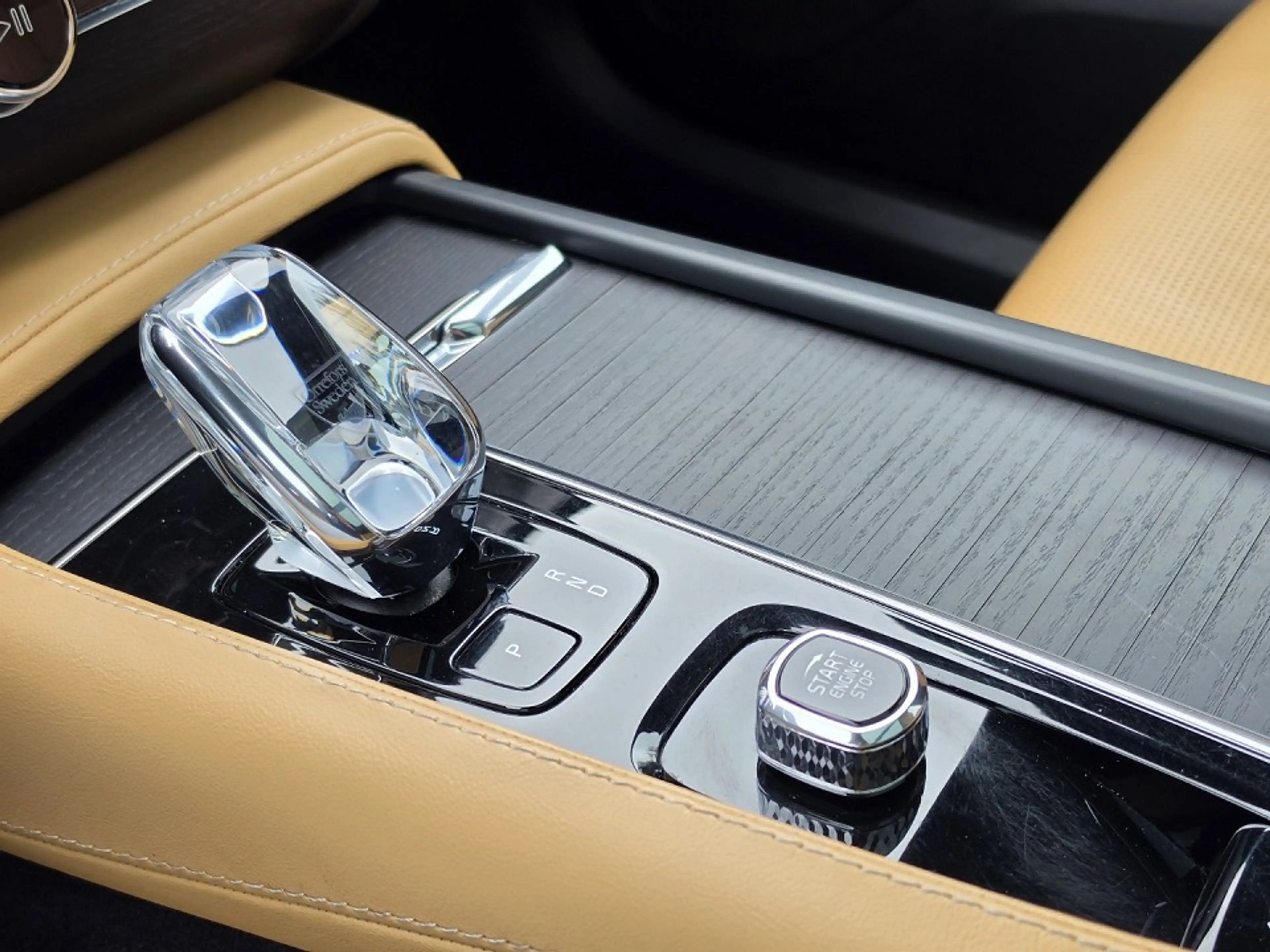 Volvo XC90 T8 Plug-In Hybrid (455 PS) AWD|AT8|Ultimate|AHK — photo 12
