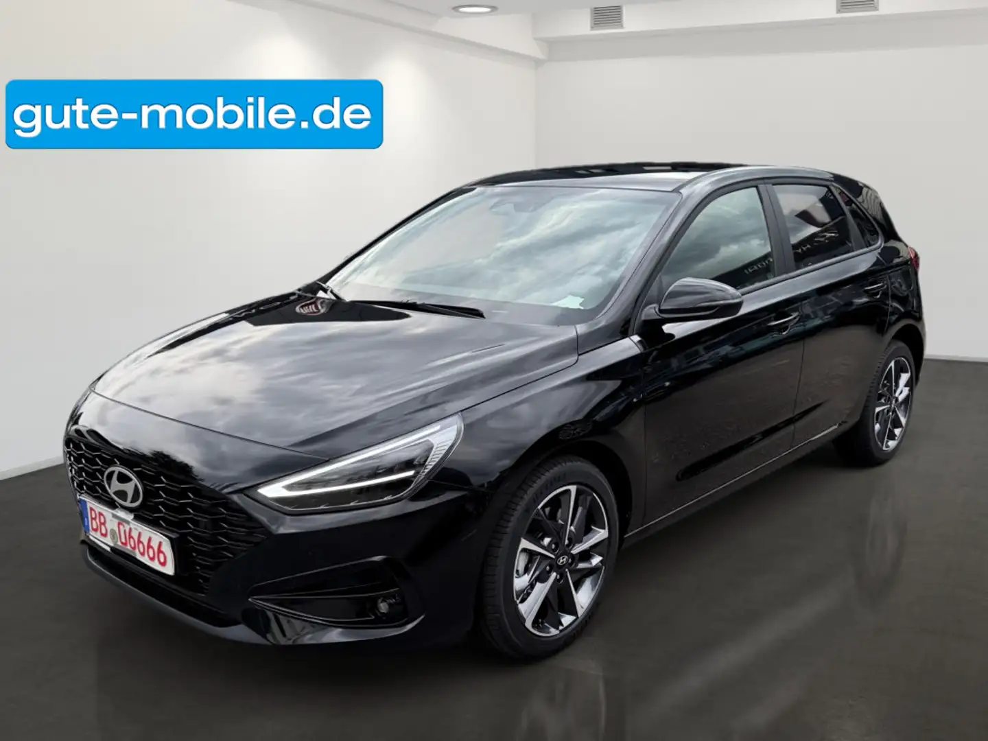 Hyundai i30 Advantage Automatik 140PS Benziner - 1