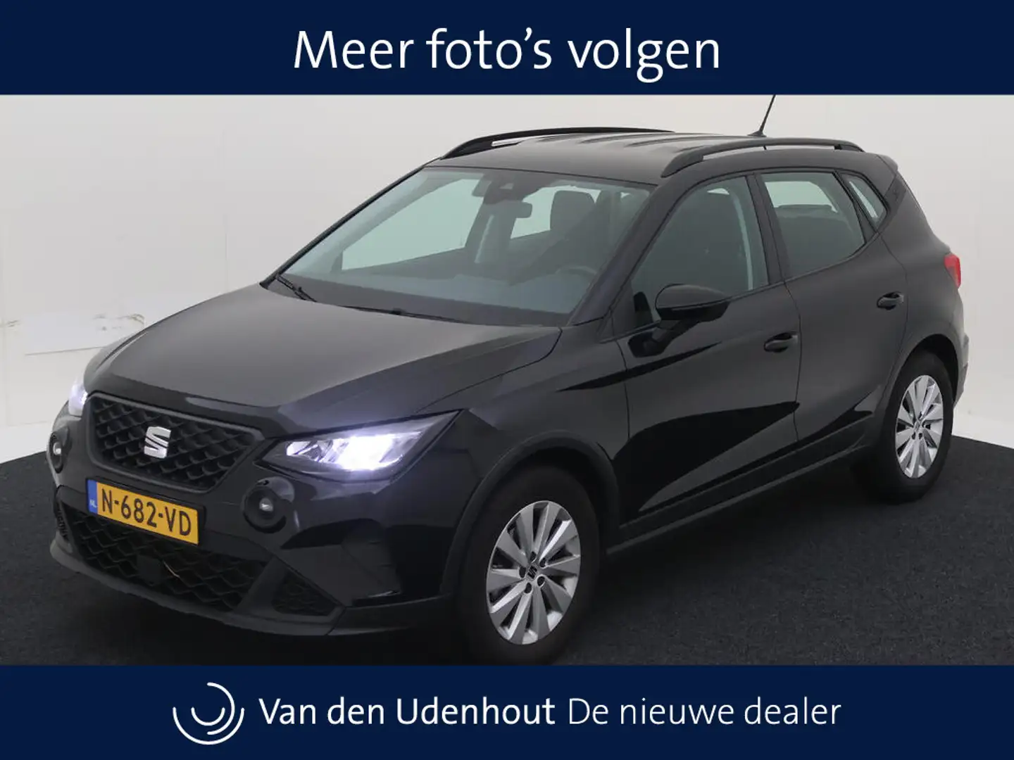 SEAT Arona 1.0 TSI 96pk Style / Trekhaak / Apple Carplay Nero - 1