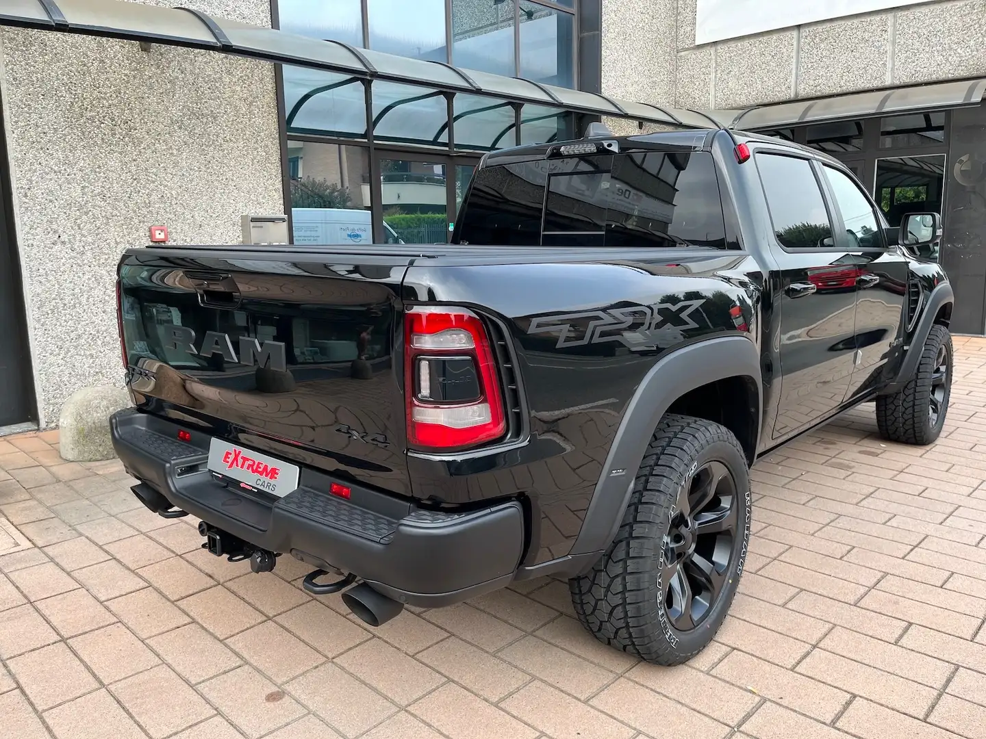 RAM 1500 TRX Black / Red 6.2L V8 SRT Supercharger Noir - 2
