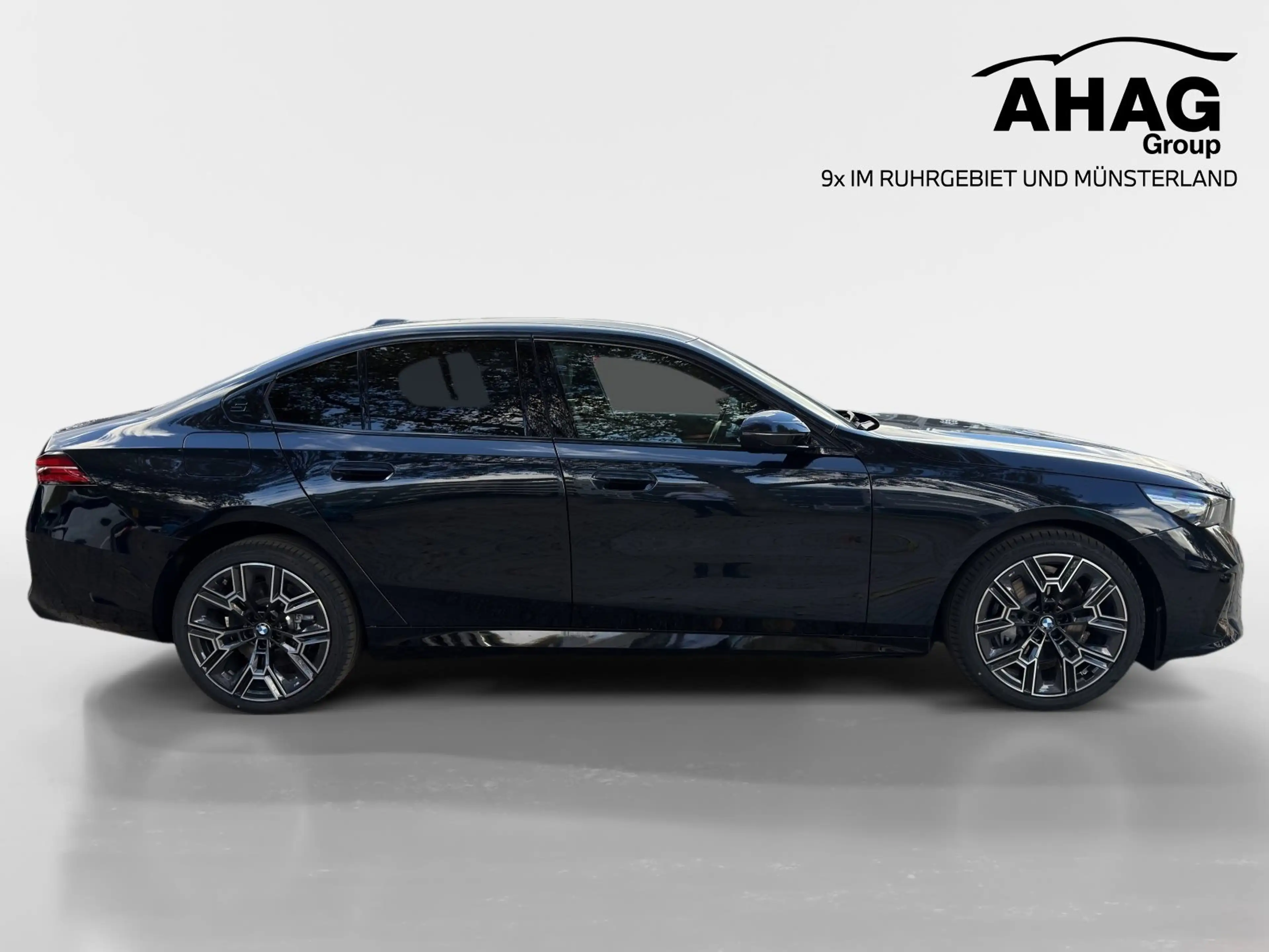 BMW i5 eDrive40 Limousine — photo 3
