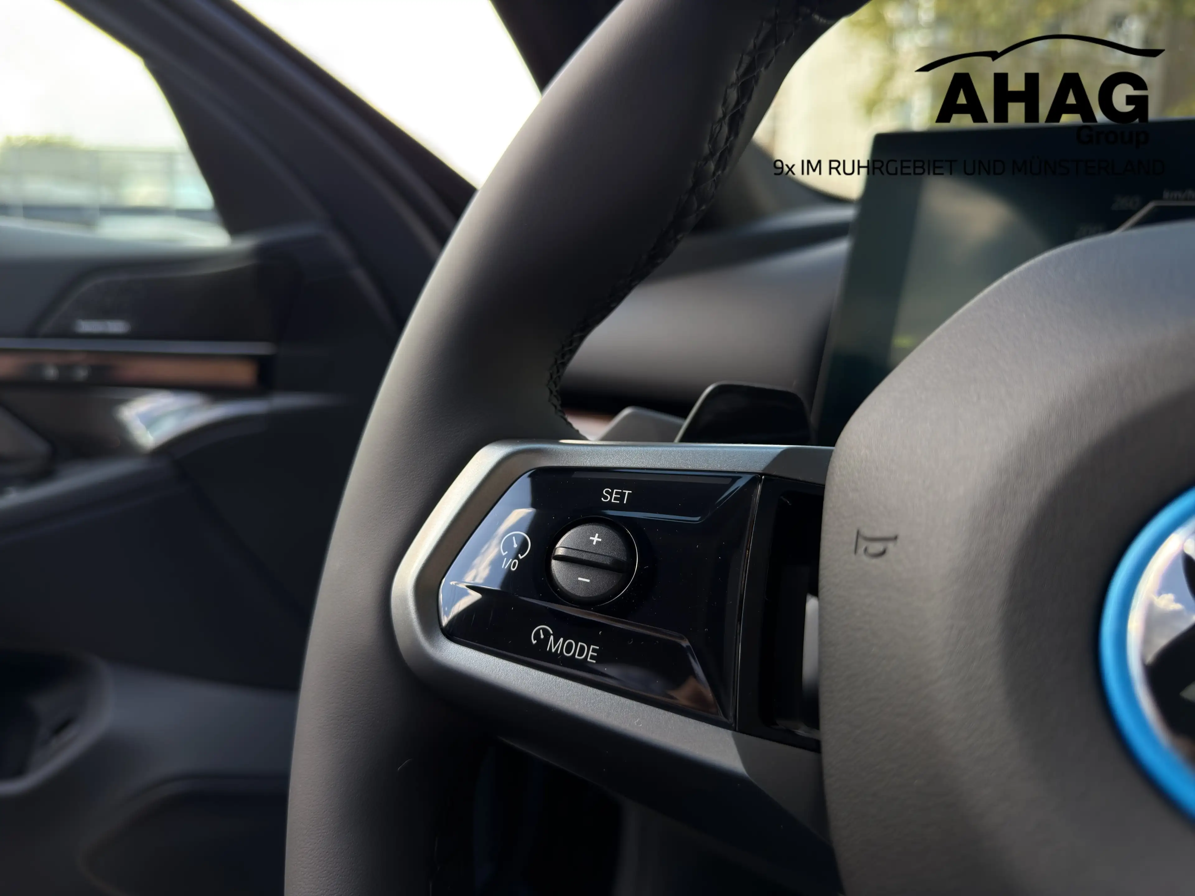 BMW i5 eDrive40 Limousine — photo 15