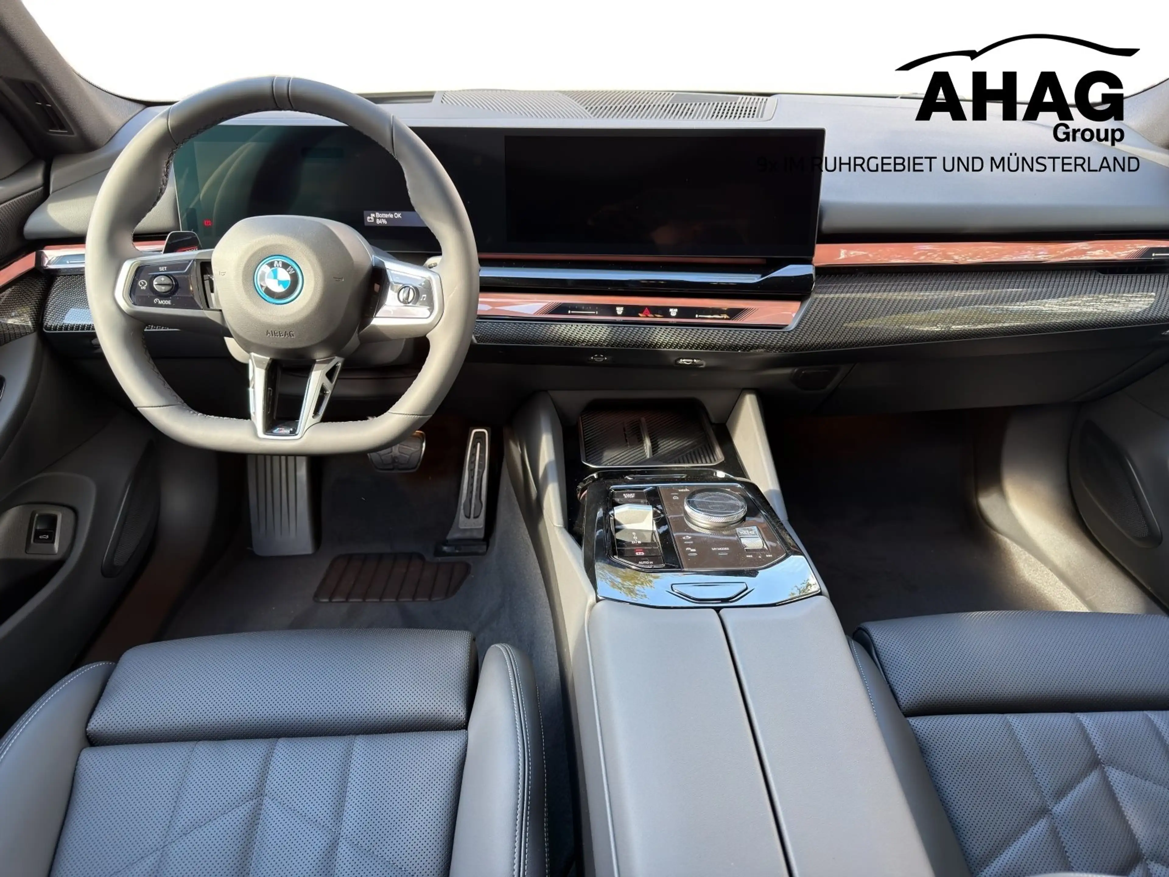 BMW i5 eDrive40 Limousine — photo 9