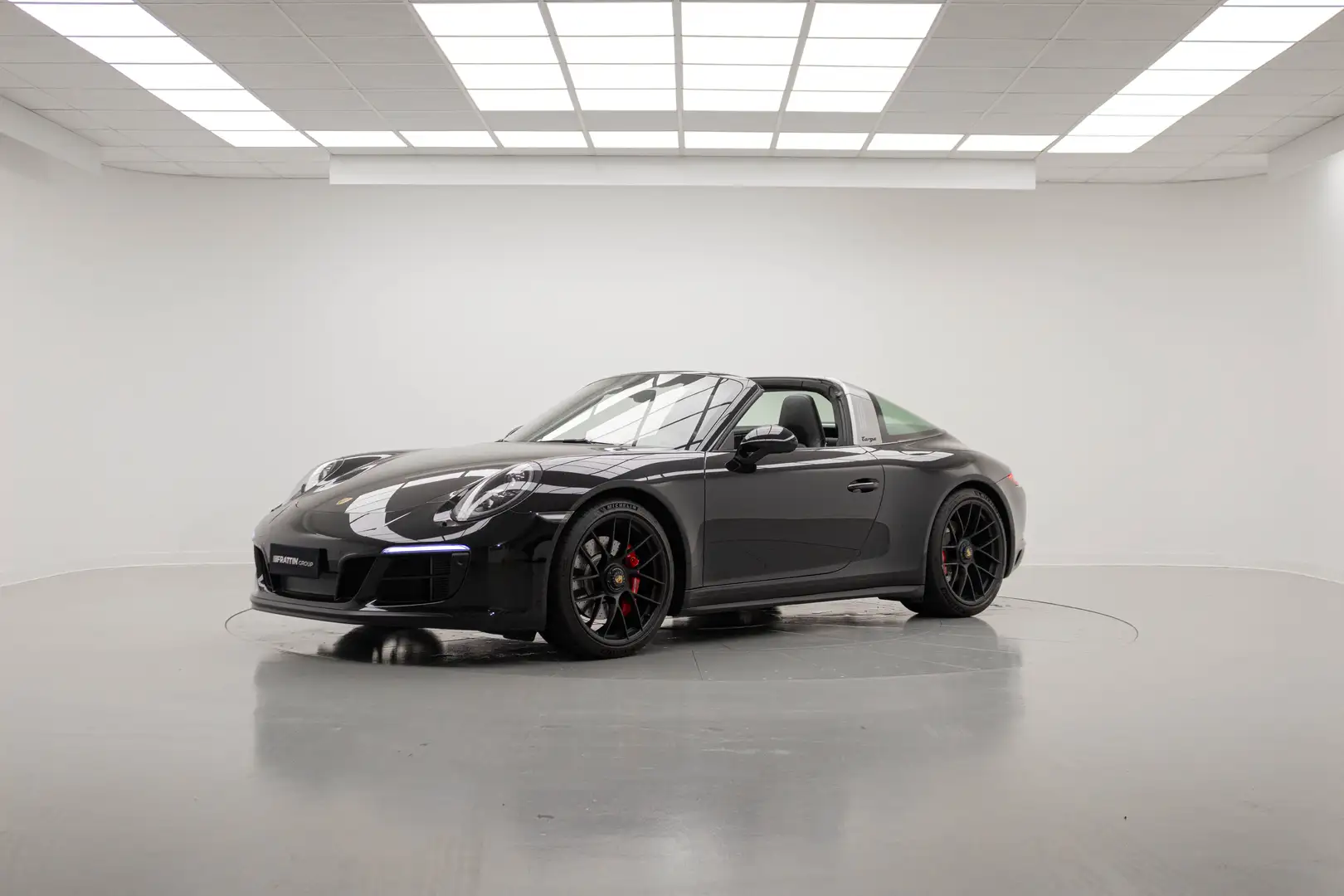 Porsche 911 3.0 Targa 4 GTS Noir - 1