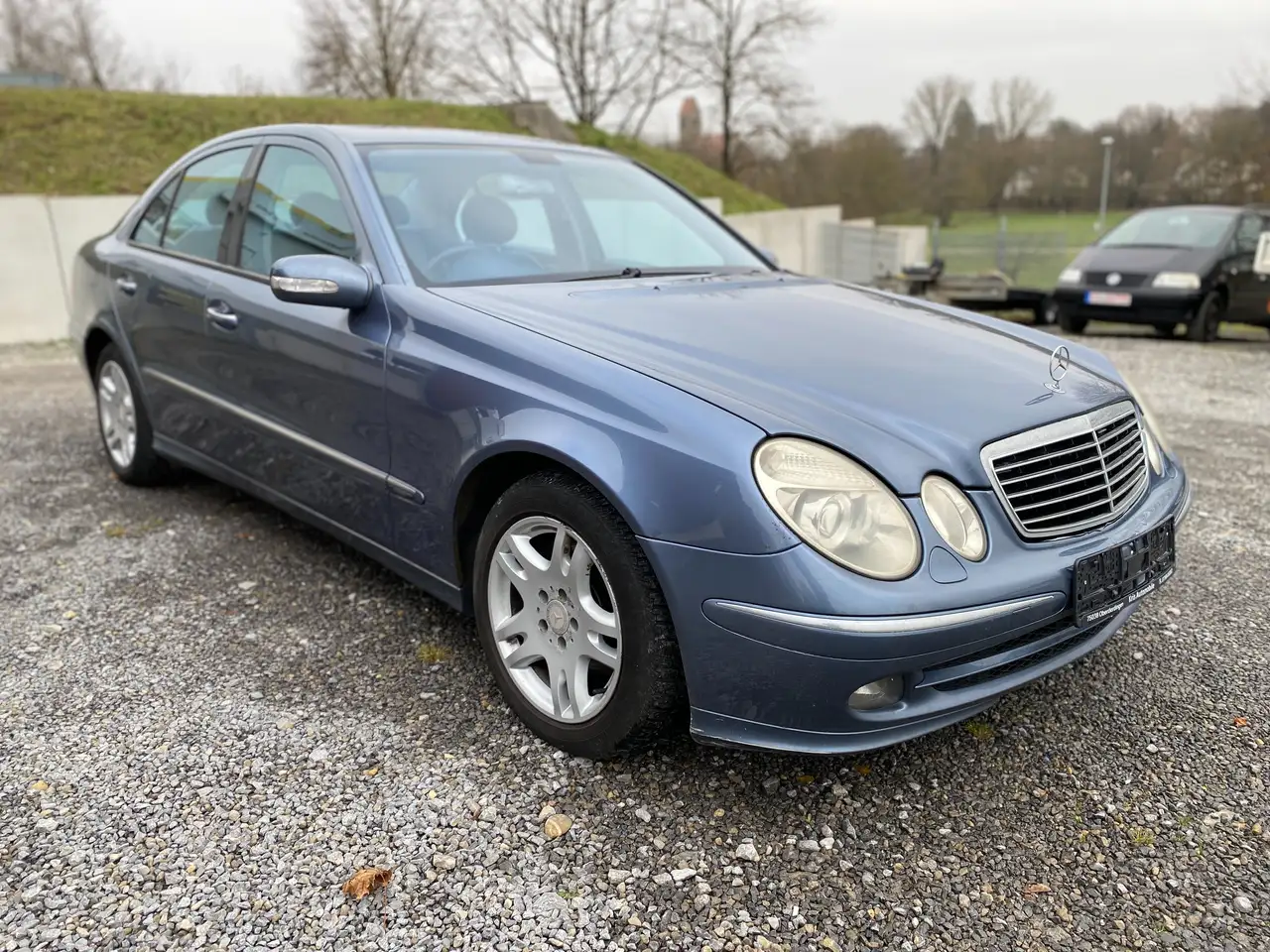 Mercedes-Benz E 320