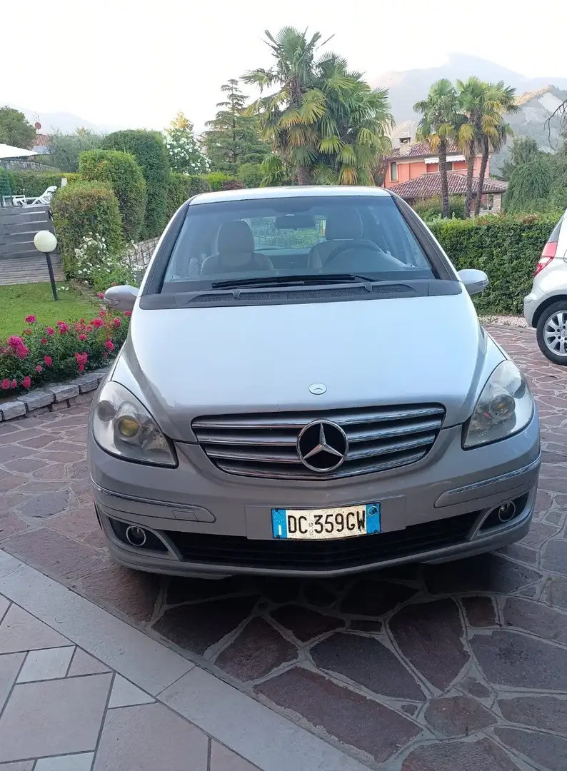Mercedes-Benz B 160 - 1