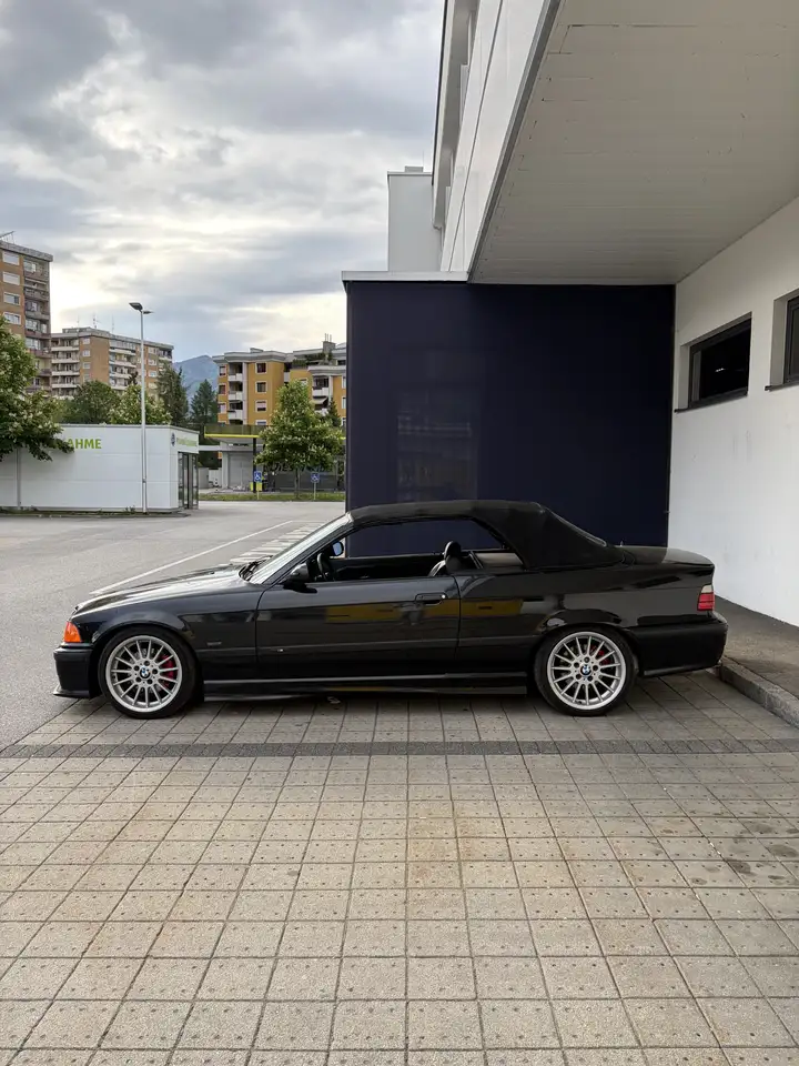 BMW 320i Cabrio Sport-Edition, foto 3