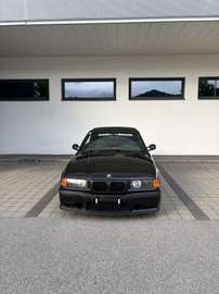 320i Cabrio Sport-Edition