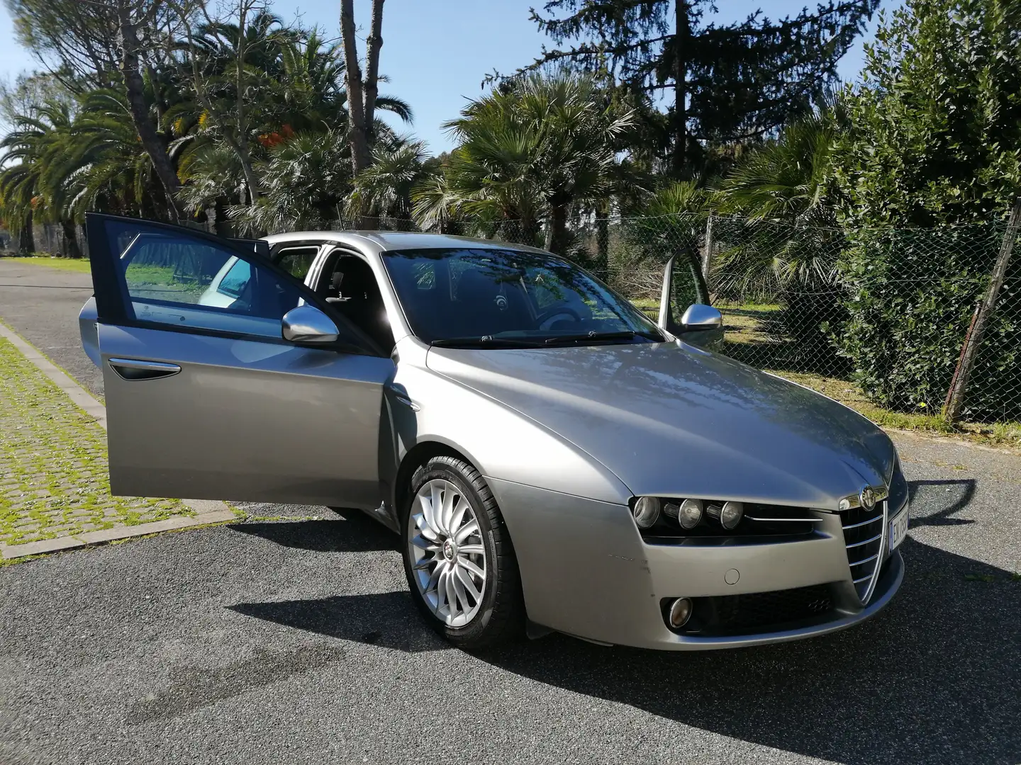 Alfa Romeo 159 159 Sportwagon SW 2.0 jtdm Super 136cv Gris - 2