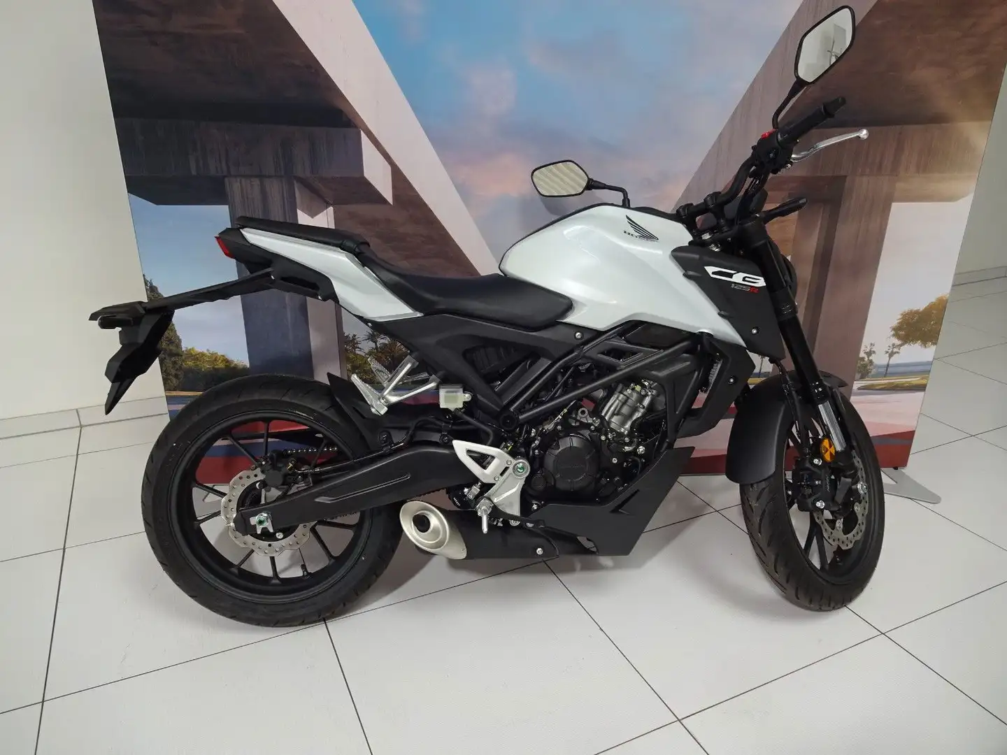 Honda CB 125 R Weiß - 1