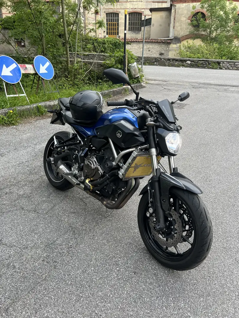Yamaha MT-07 Dopotenziata solo a libretto Blu/Azzurro - 1